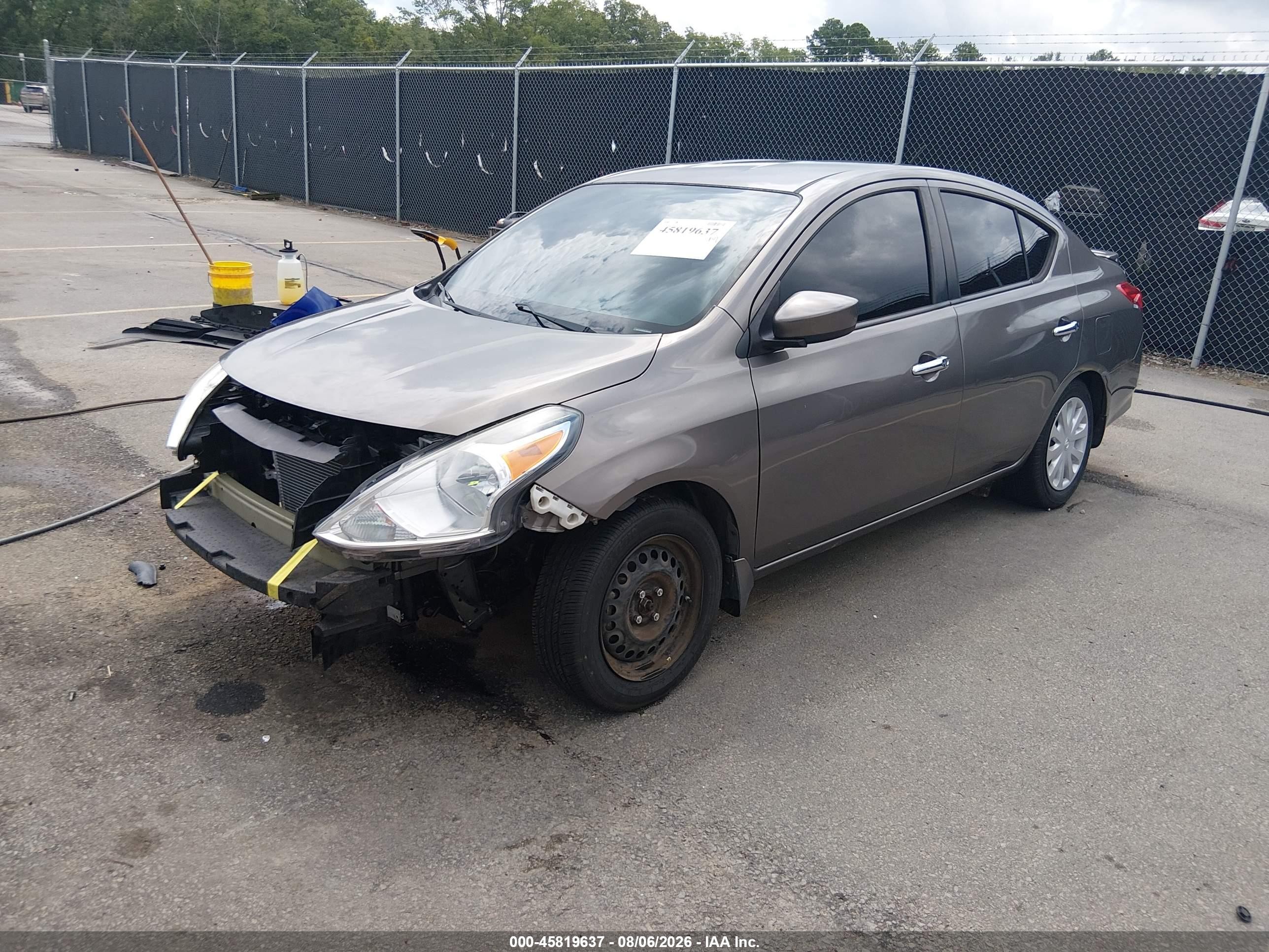 2015 Nissan Versa 1.6 Sv Brown vin: 3N1CN7AP3FL900439
