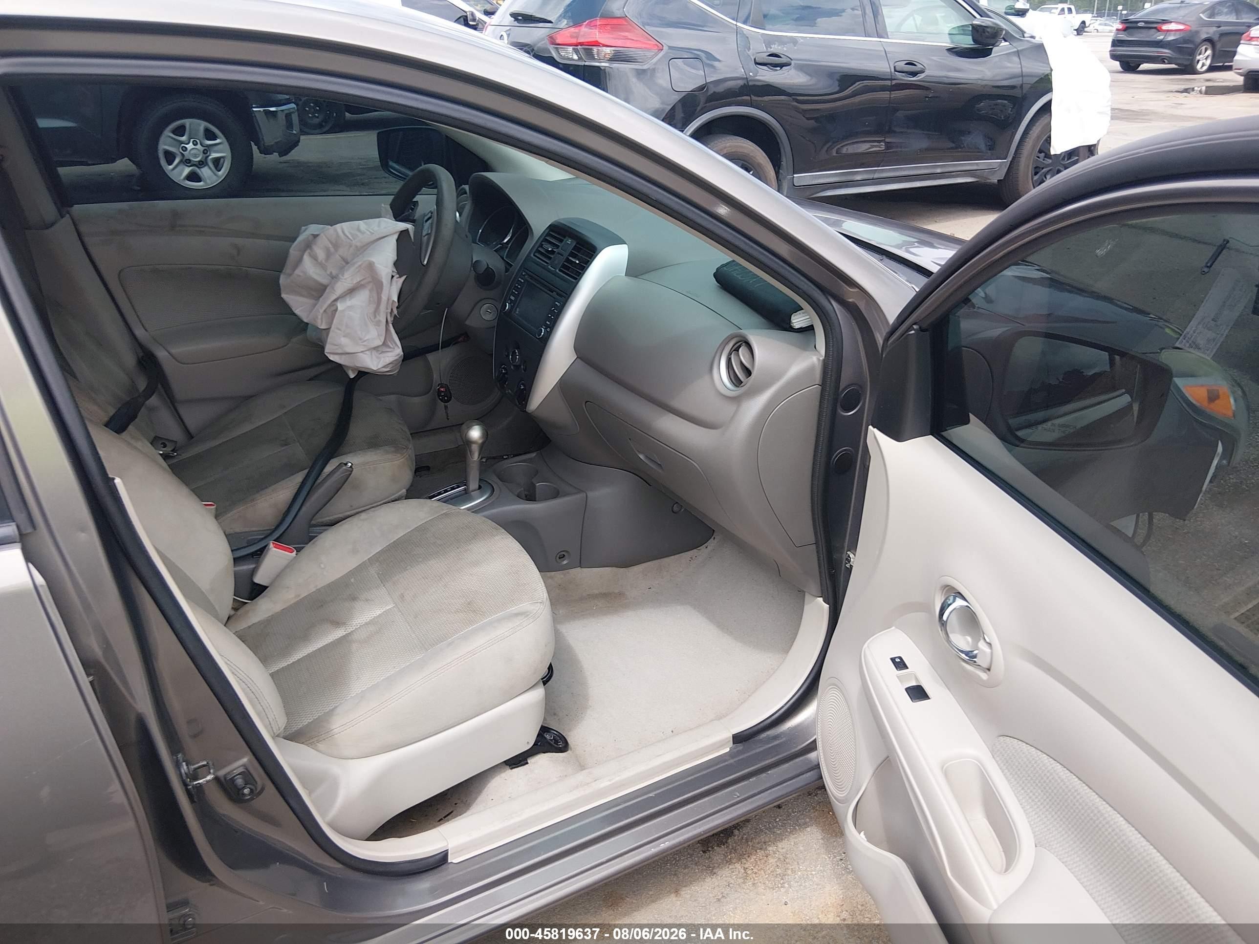 2015 Nissan Versa 1.6 Sv Brown vin: 3N1CN7AP3FL900439