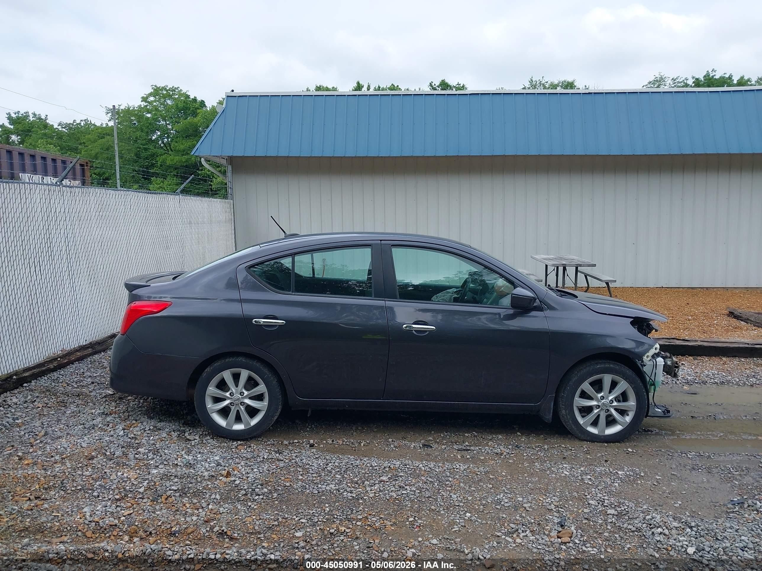 2015 Nissan Versa 1.6 Sl Серебряный vin: 3N1CN7AP3FL915376