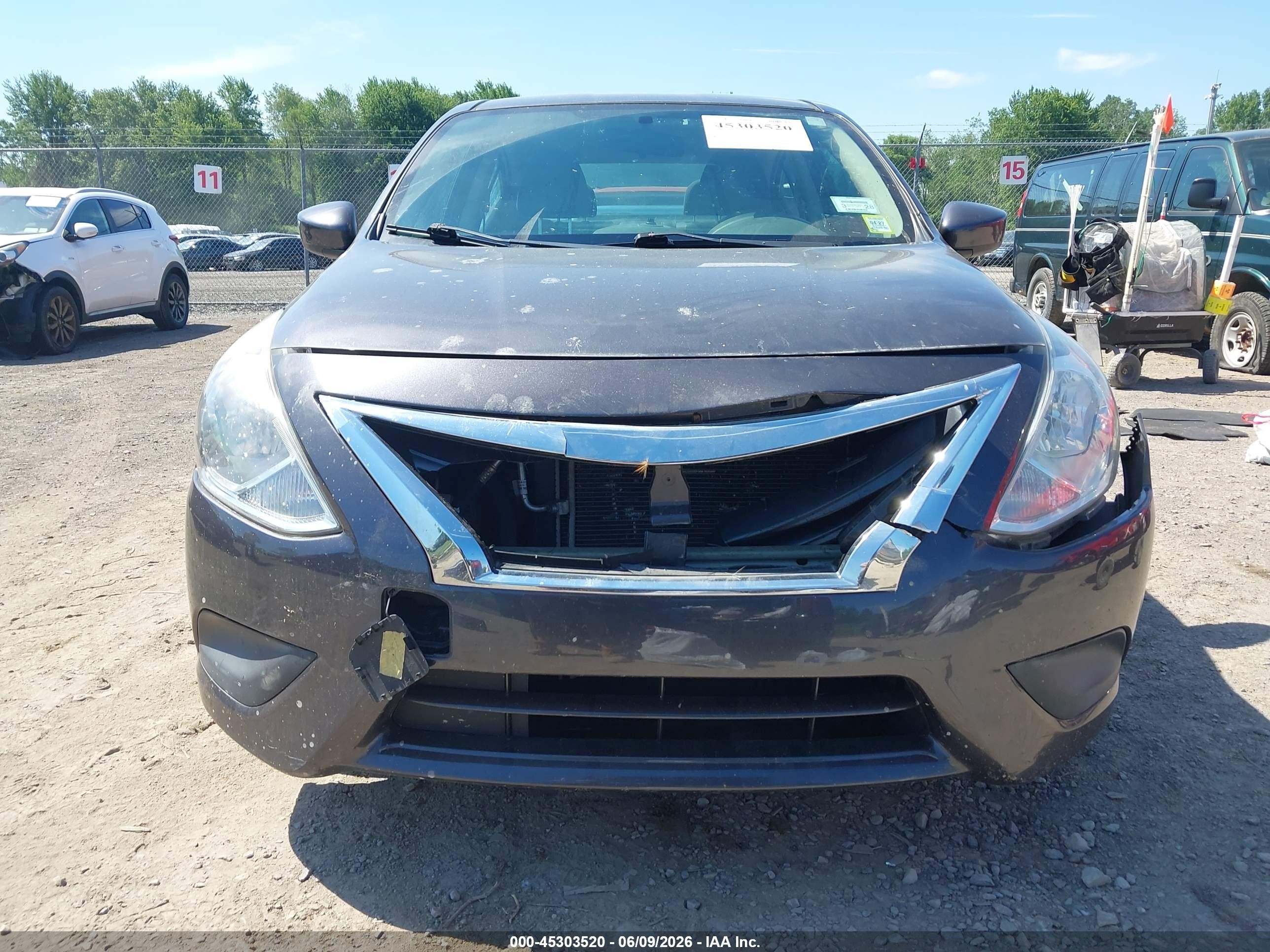 2015 Nissan Versa 1.6 S/1.6 S+/1.6 Sl/1.6 Sv Серый vin: 3N1CN7AP3FL942142