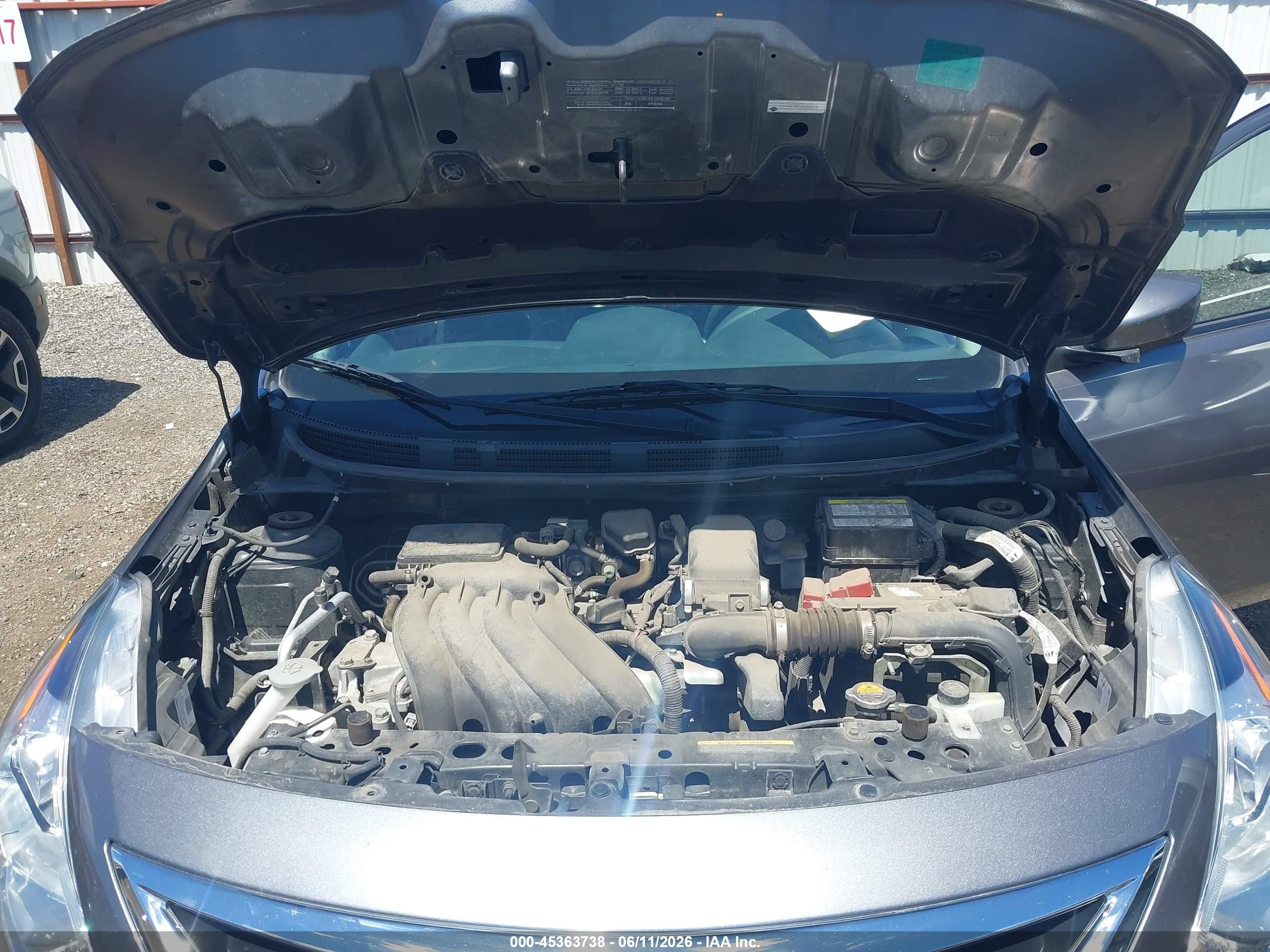 2017 Nissan Versa 1.6 S Серый vin: 3N1CN7AP3HL806399