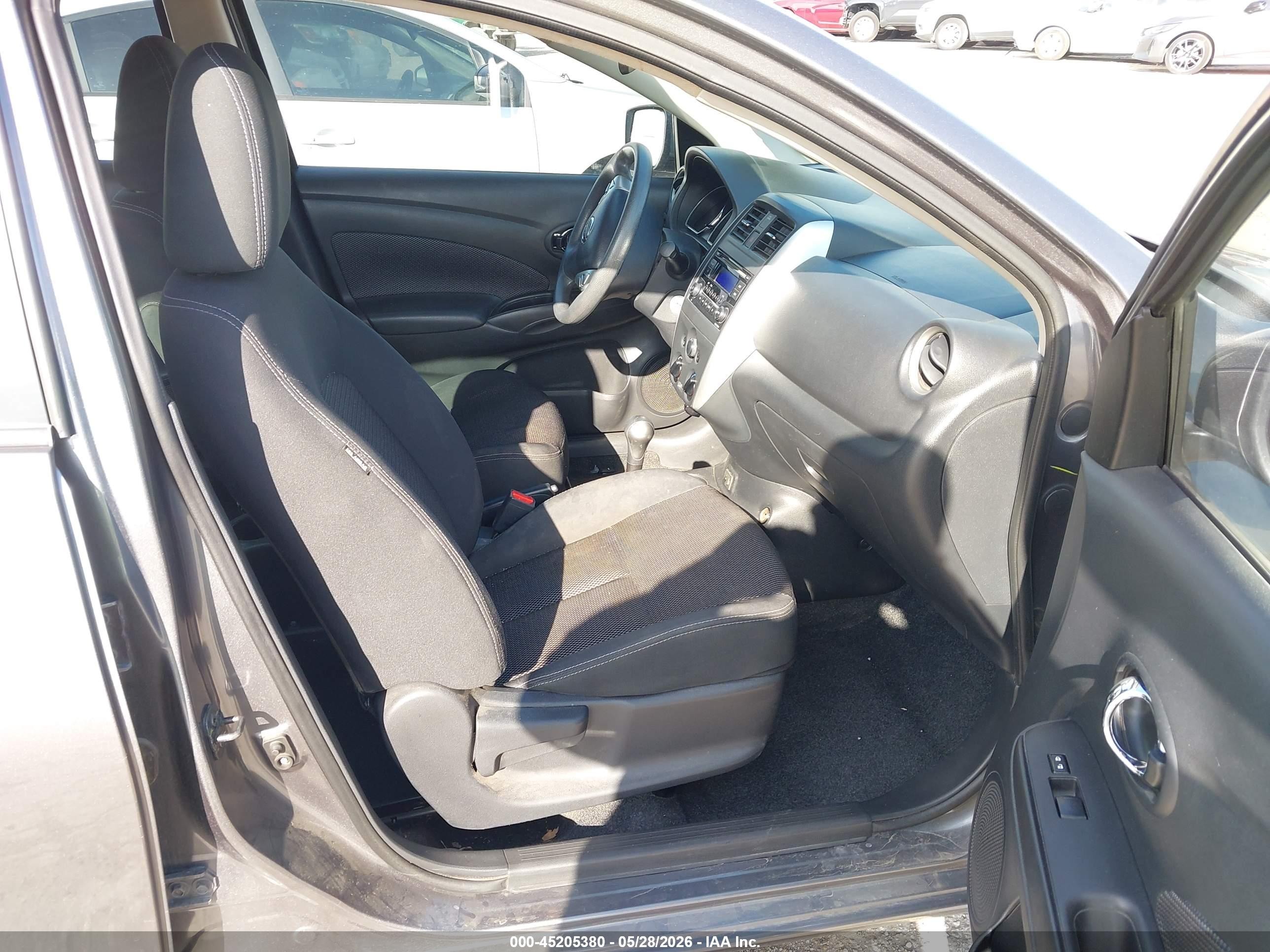 2017 Nissan Versa 1.6 Sv Gray vin: 3N1CN7AP3HL821341