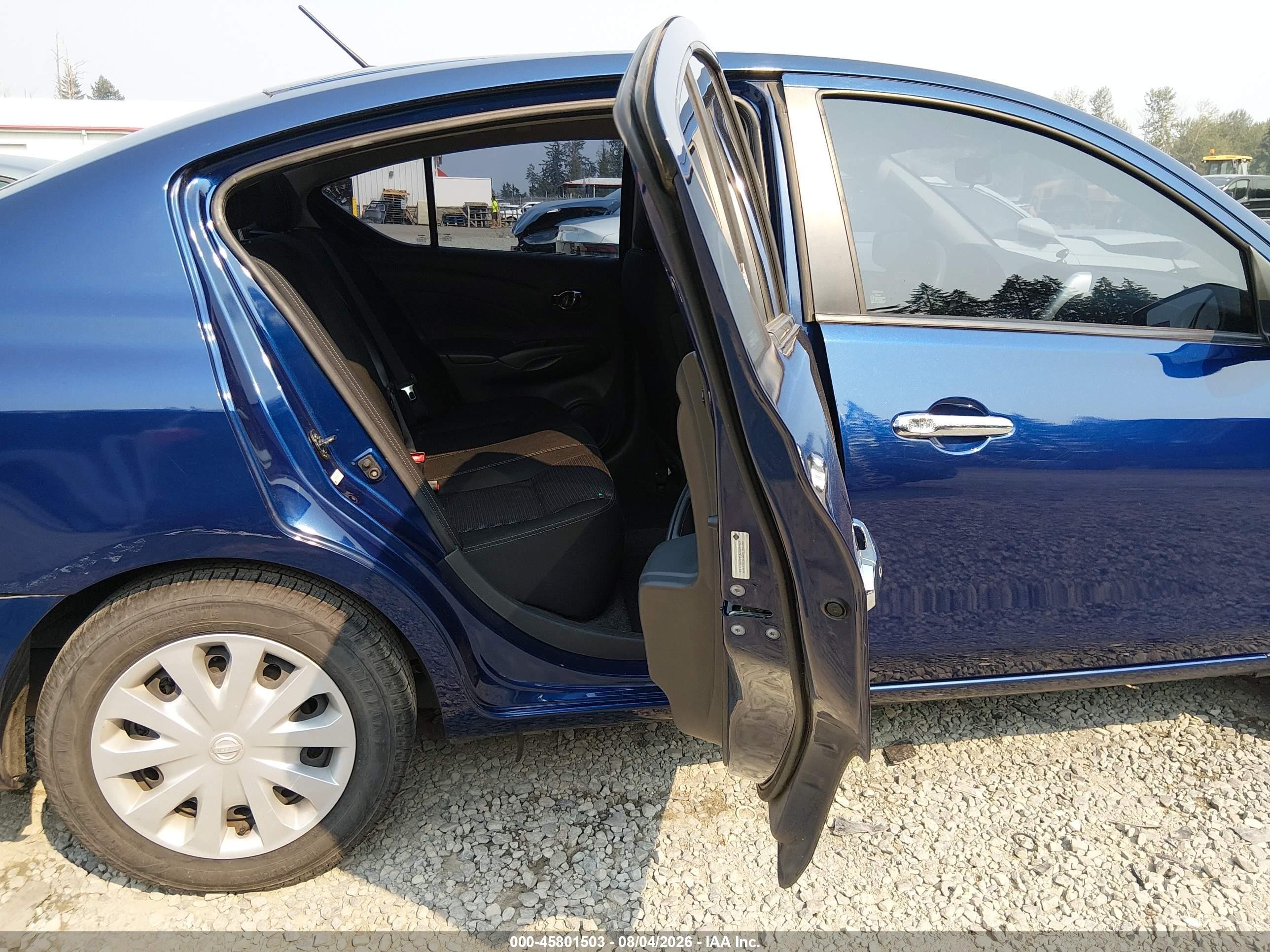 2018 Nissan Versa 1.6 Sv Blue vin: 3N1CN7AP3JL887717