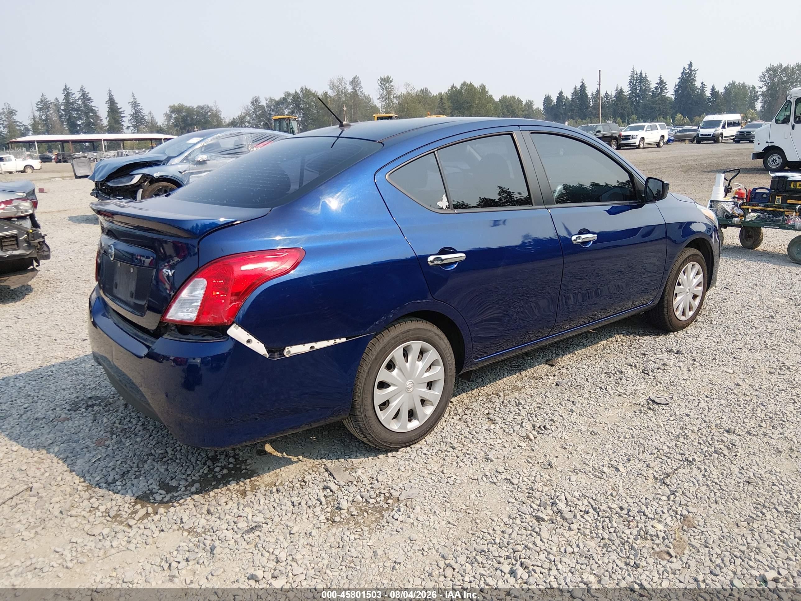 2018 Nissan Versa 1.6 Sv Blue vin: 3N1CN7AP3JL887717