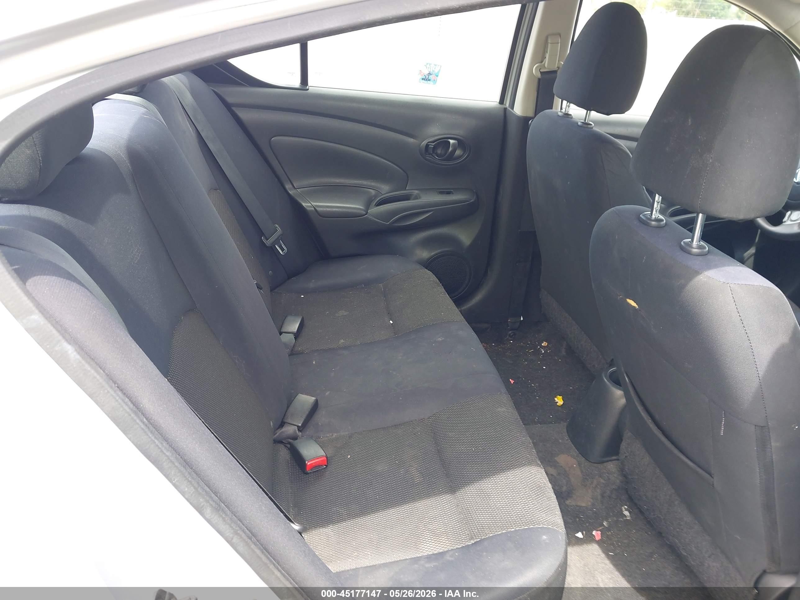 2012 Nissan Versa 1.6 Sv Silver vin: 3N1CN7AP4CL825679
