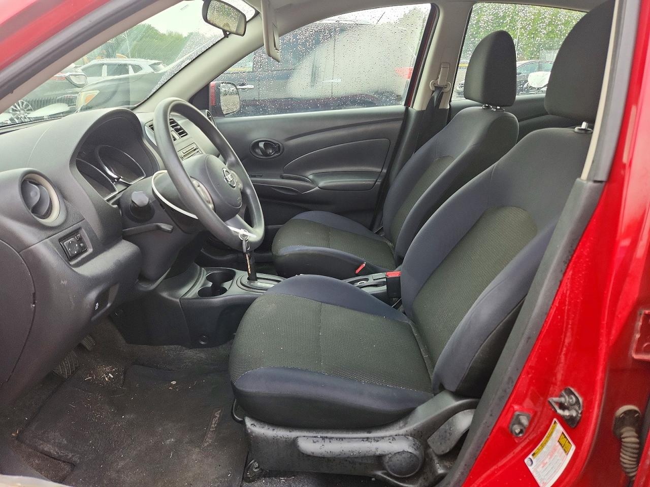 2012 Nissan Versa 1.6 S Red vin: 3N1CN7AP4CL843485