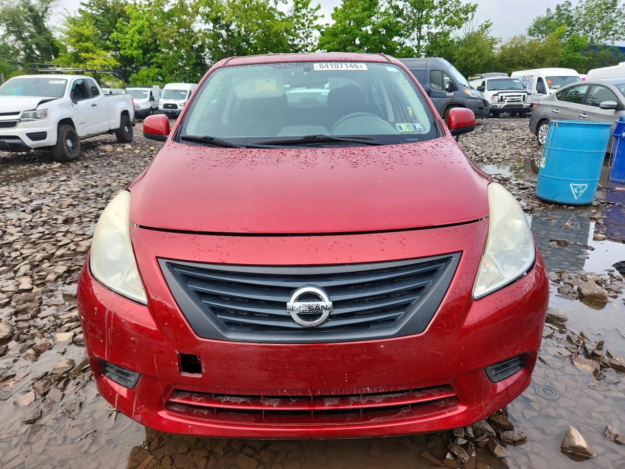 2012 Nissan Versa 1.6 S Red vin: 3N1CN7AP4CL843485