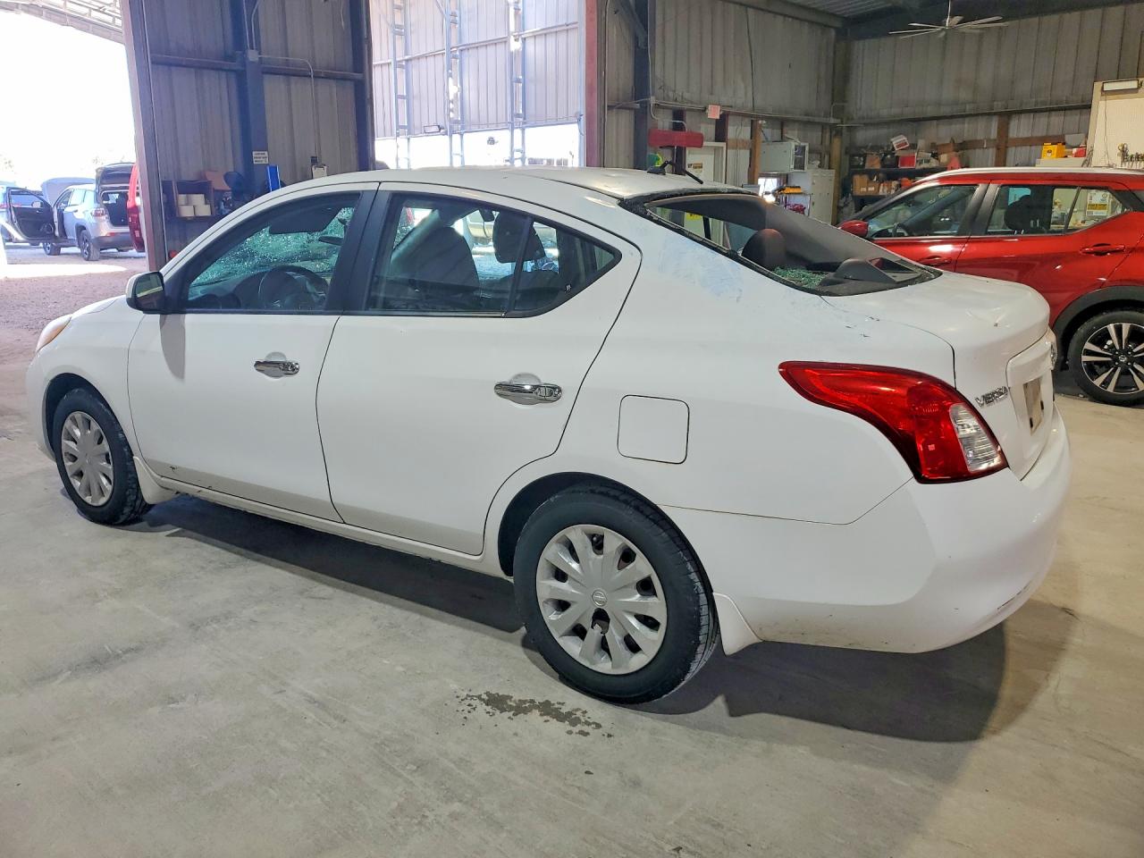 2012 Nissan Versa 1.6 S White vin: 3N1CN7AP4CL867382