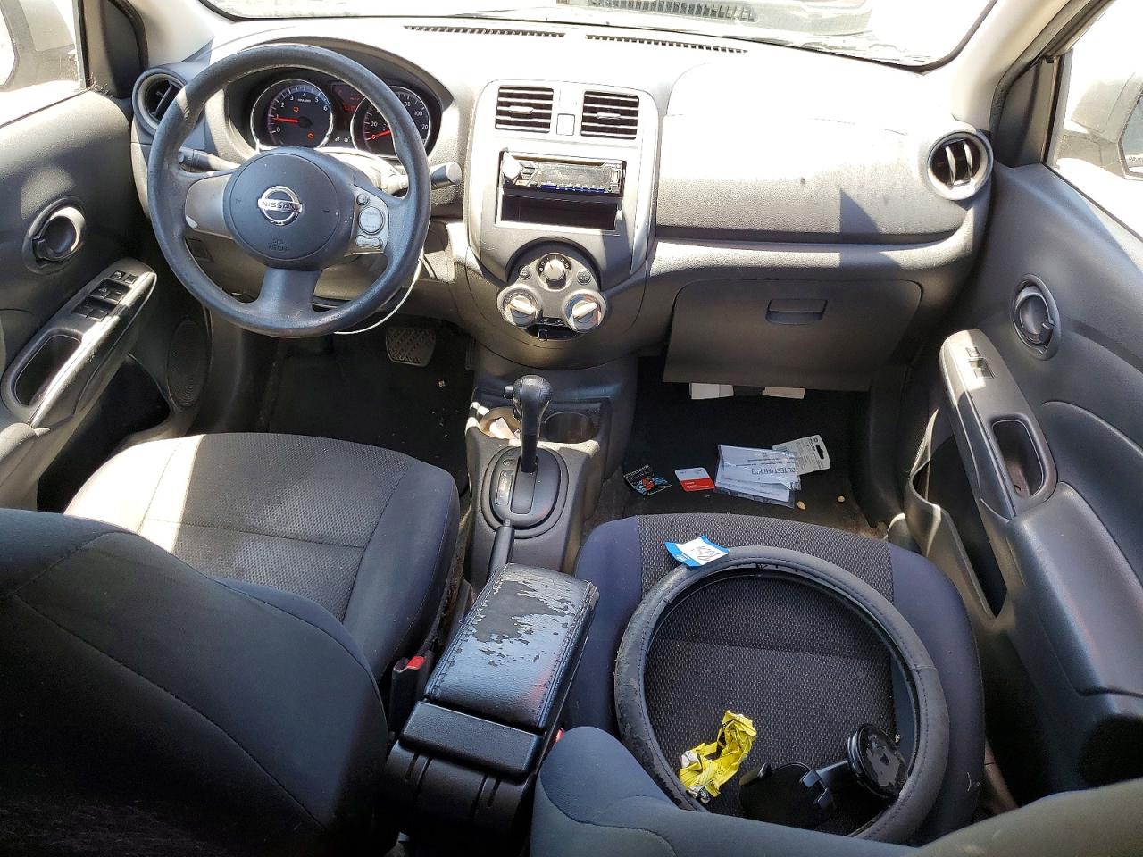 2012 Nissan Versa 1.6 S Silver vin: 3N1CN7AP4CL876650