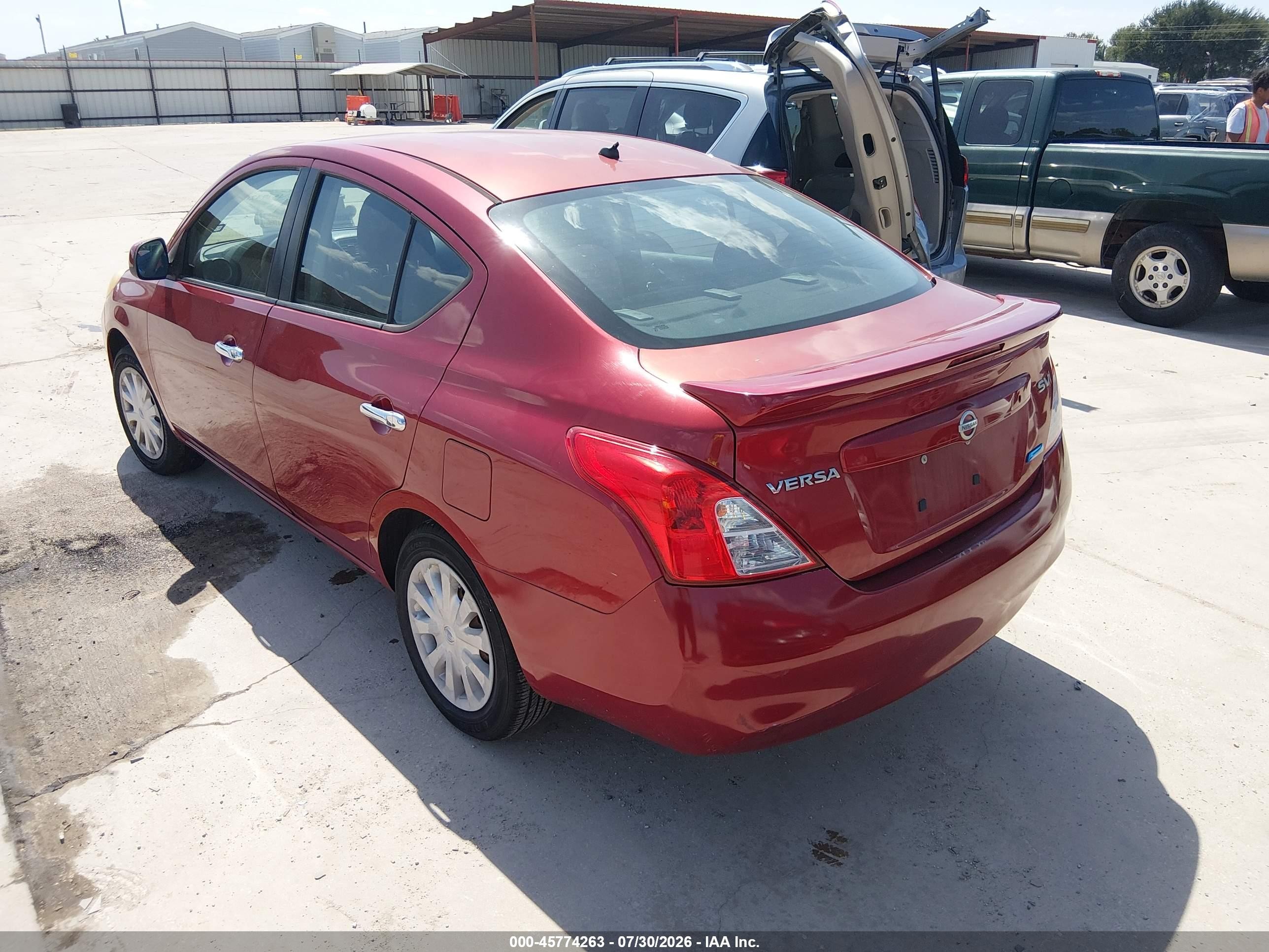 2013 Nissan Versa 1.6 Sv Maroon vin: 3N1CN7AP4DL826333