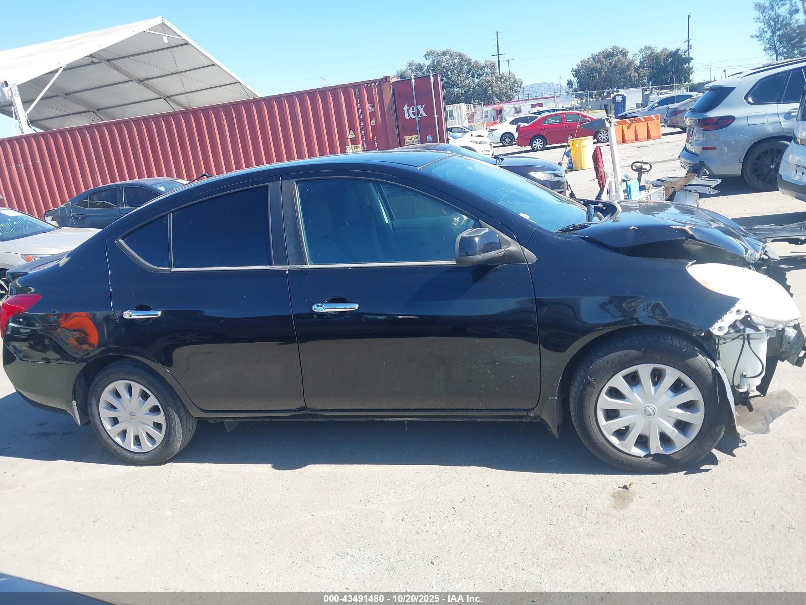 2013 Nissan Versa 1.6 Sv Black vin: 3N1CN7AP4DL849756