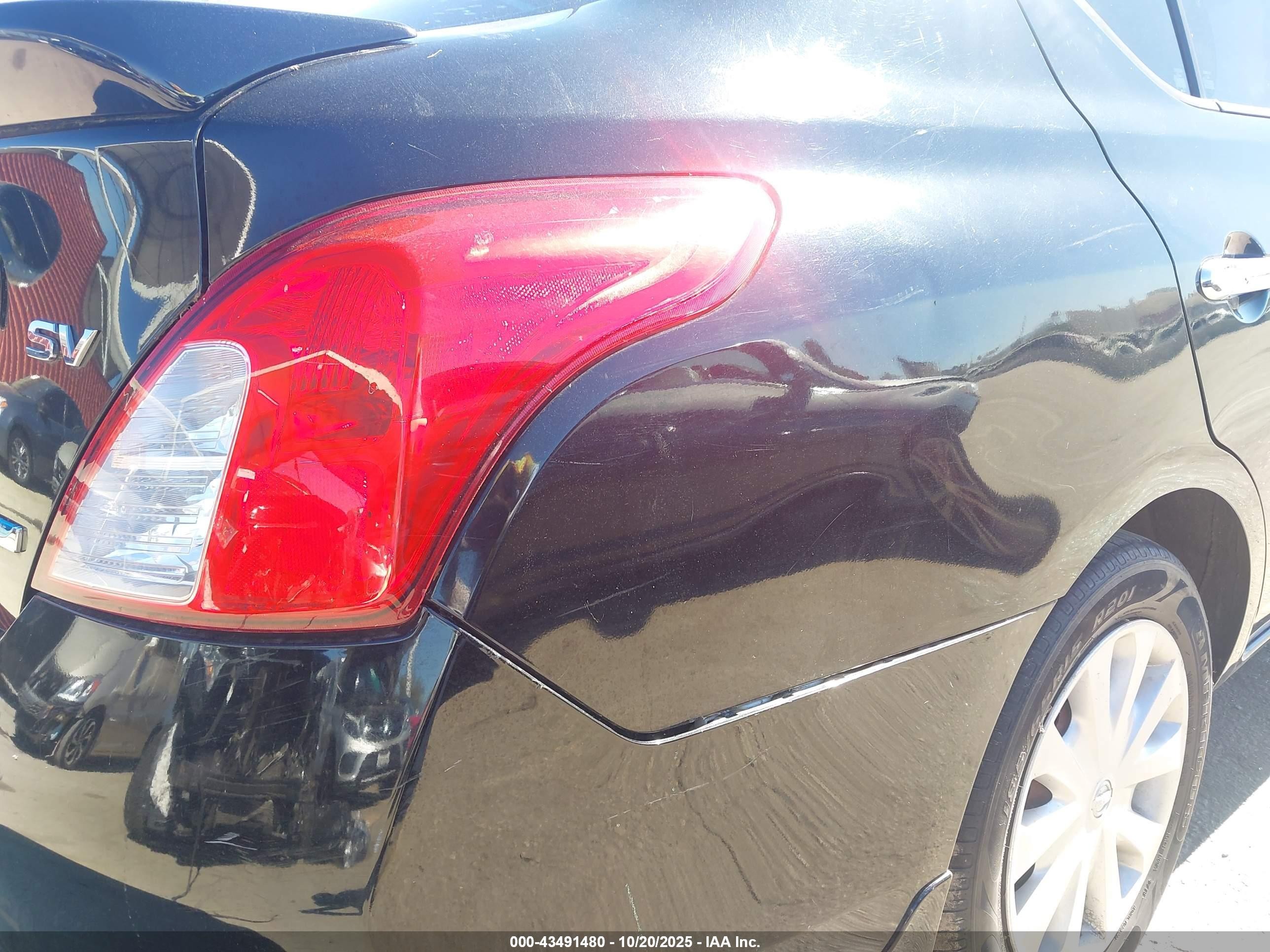 2013 Nissan Versa 1.6 Sv Black vin: 3N1CN7AP4DL849756