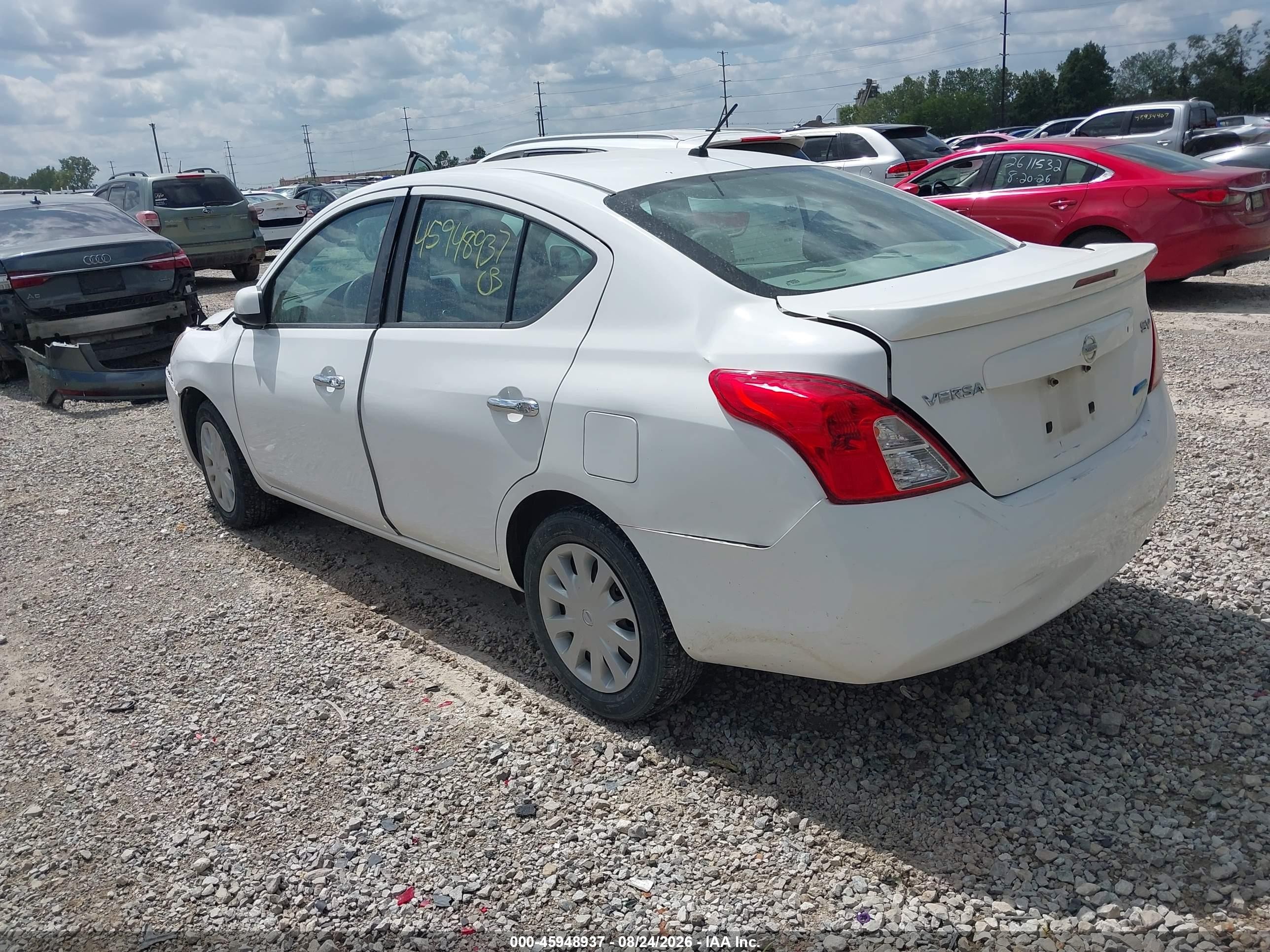 2013 Nissan Versa 1.6 Sv White vin: 3N1CN7AP4DL852401