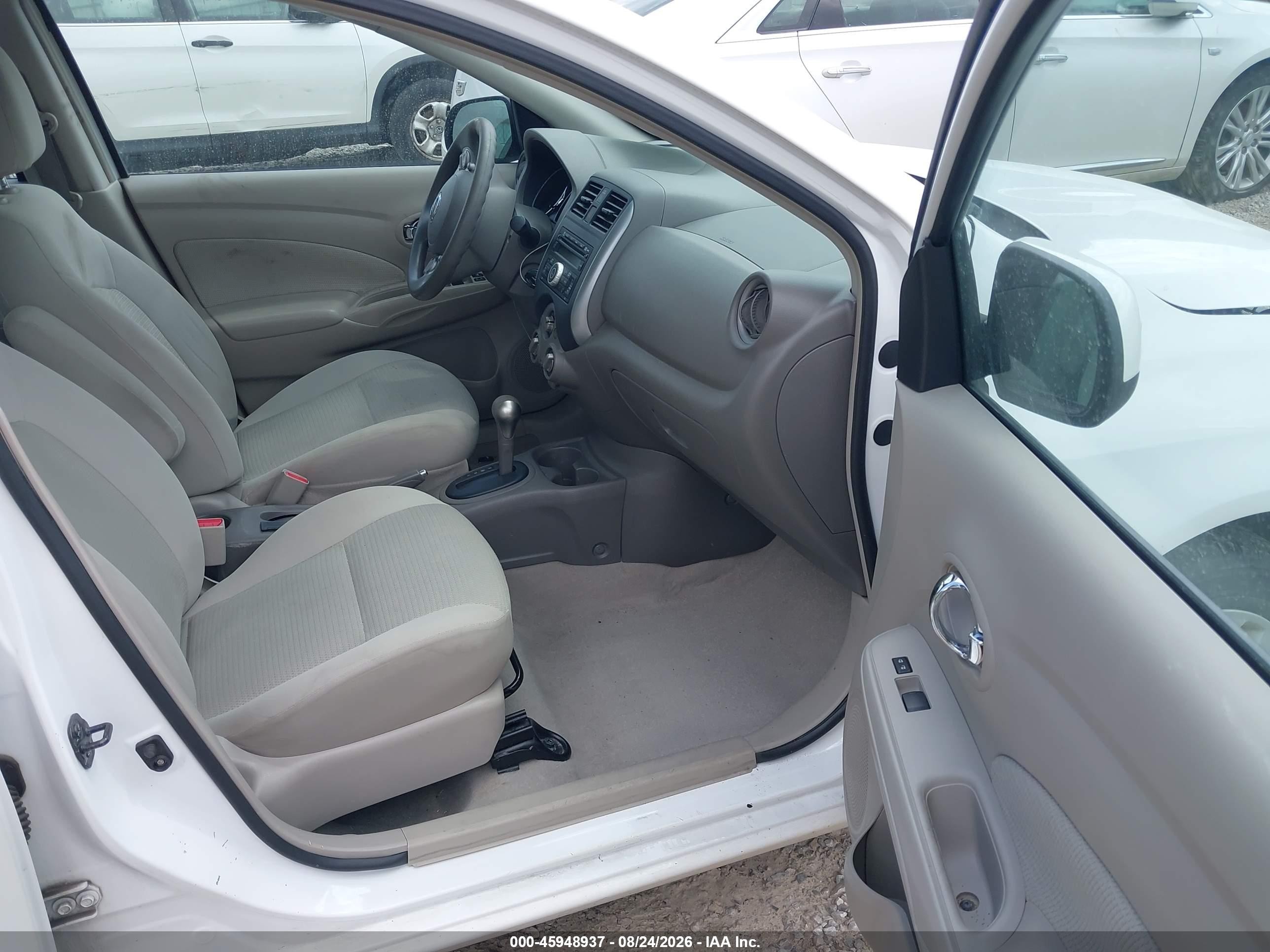 2013 Nissan Versa 1.6 Sv White vin: 3N1CN7AP4DL852401