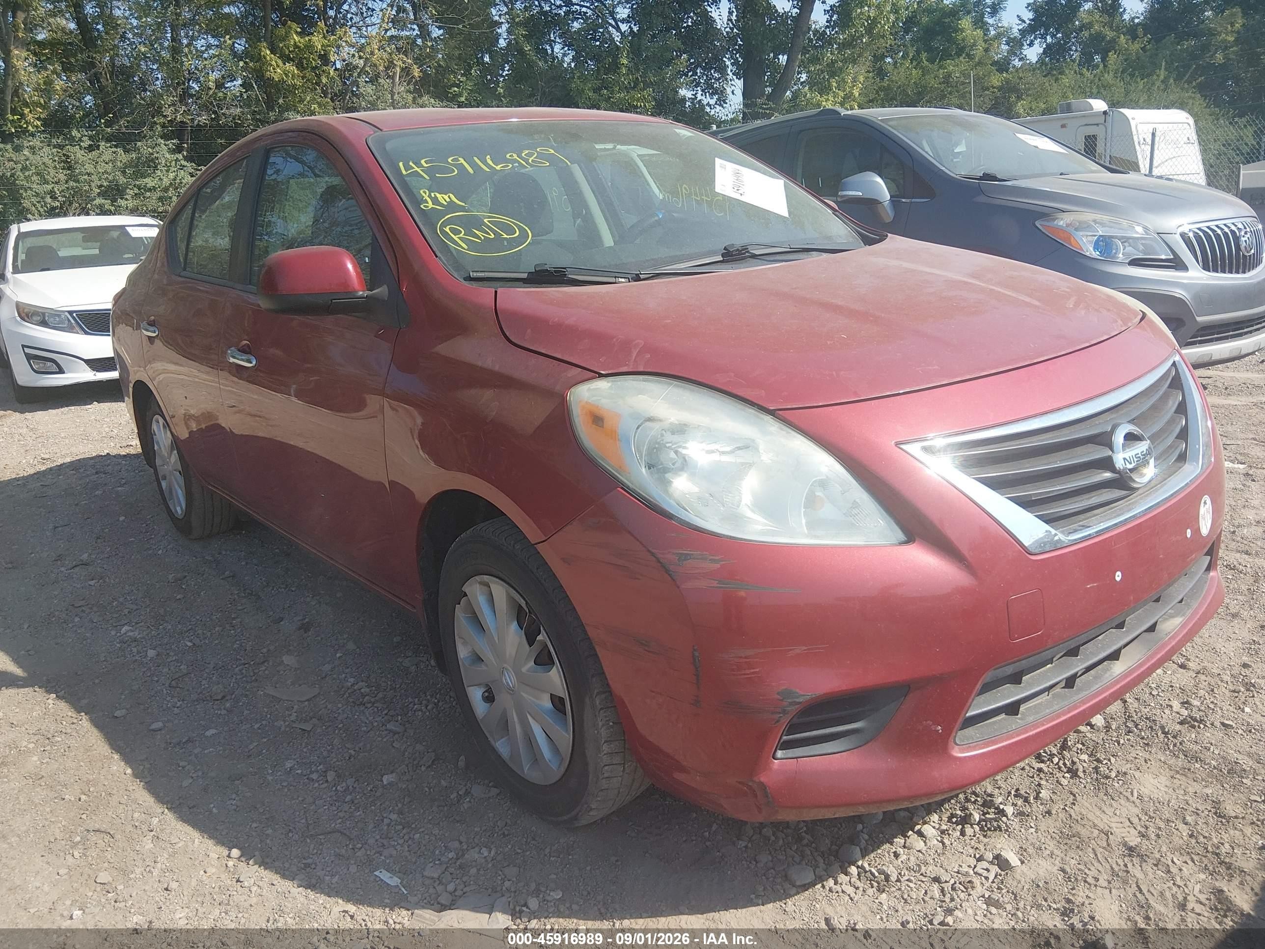2013 Nissan Versa 1.6 Sv Красный vin: 3N1CN7AP4DL857520