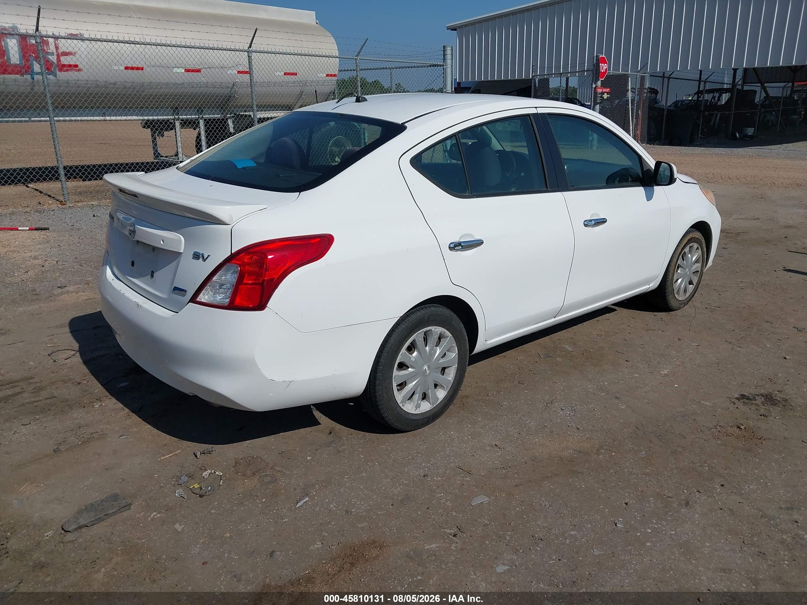 2013 Nissan Versa 1.6 Sv White vin: 3N1CN7AP4DL885365
