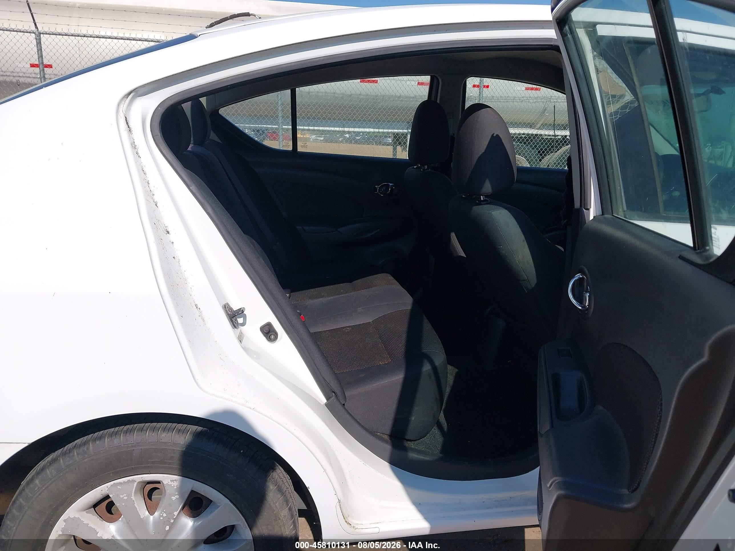 2013 Nissan Versa 1.6 Sv White vin: 3N1CN7AP4DL885365