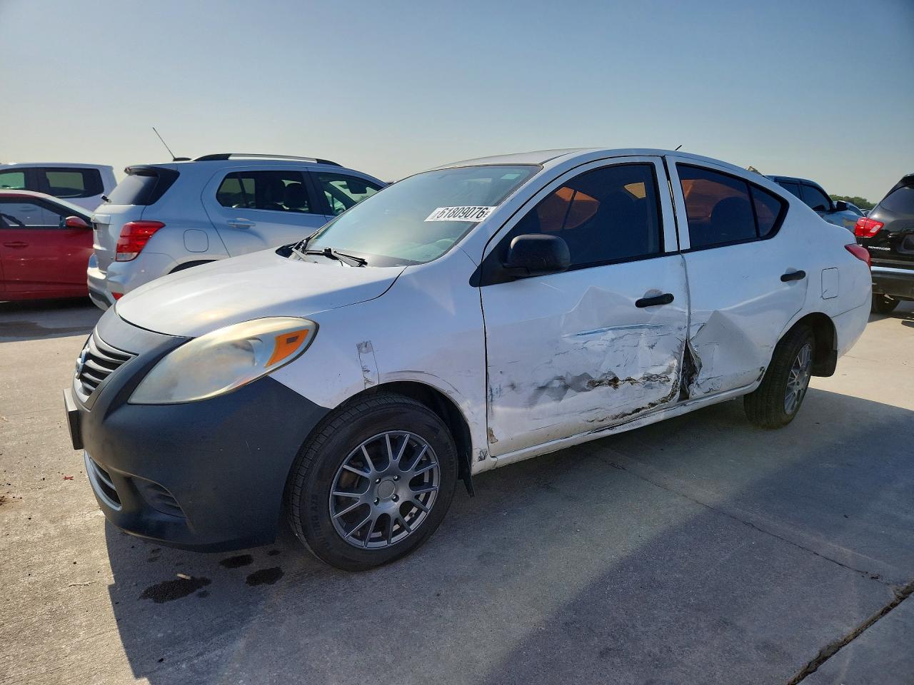 2013 Nissan Versa 1.6 S White vin: 3N1CN7AP4DL887942