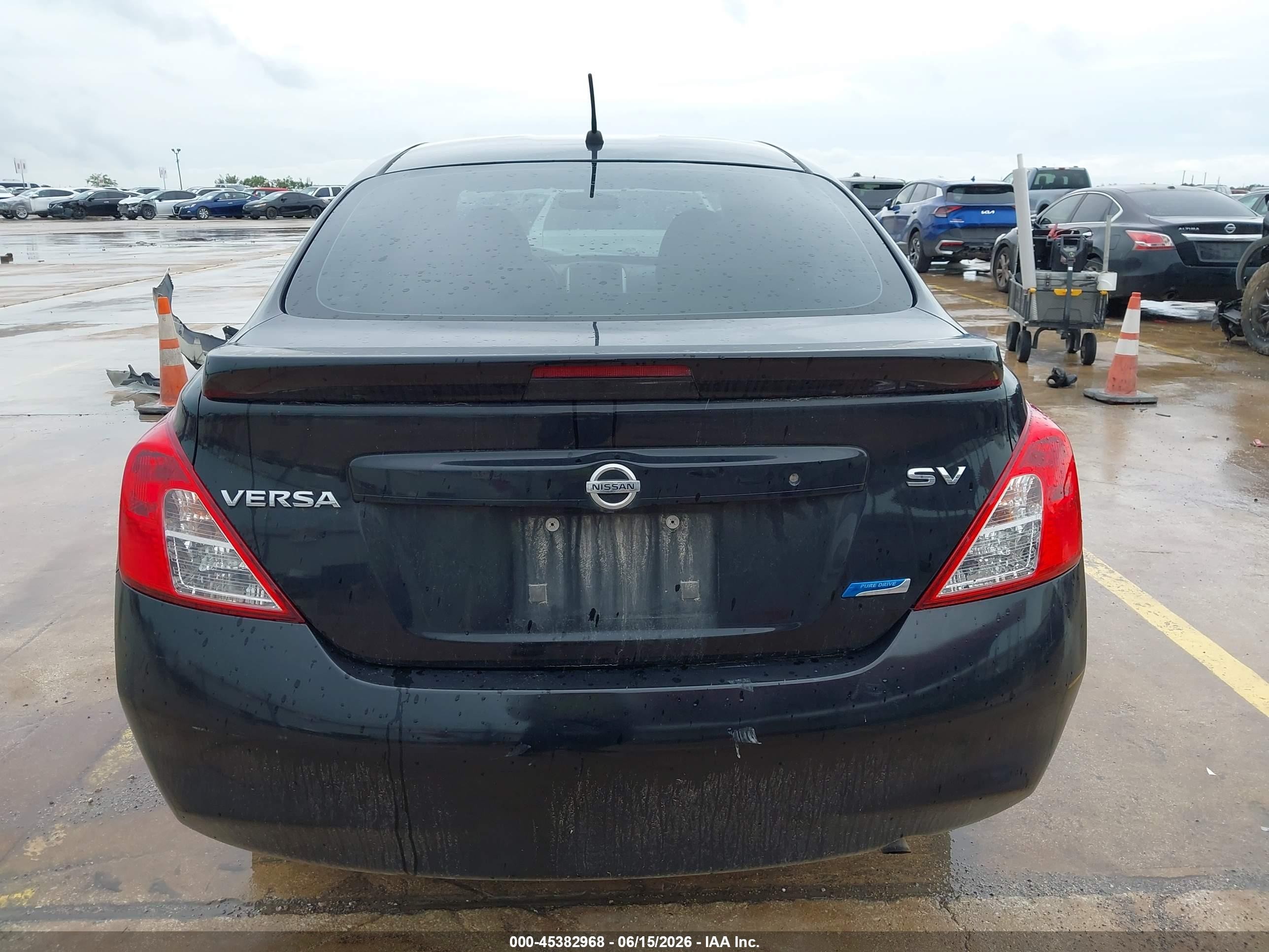 2014 Nissan Versa 1.6 Sv Black vin: 3N1CN7AP4EK452085