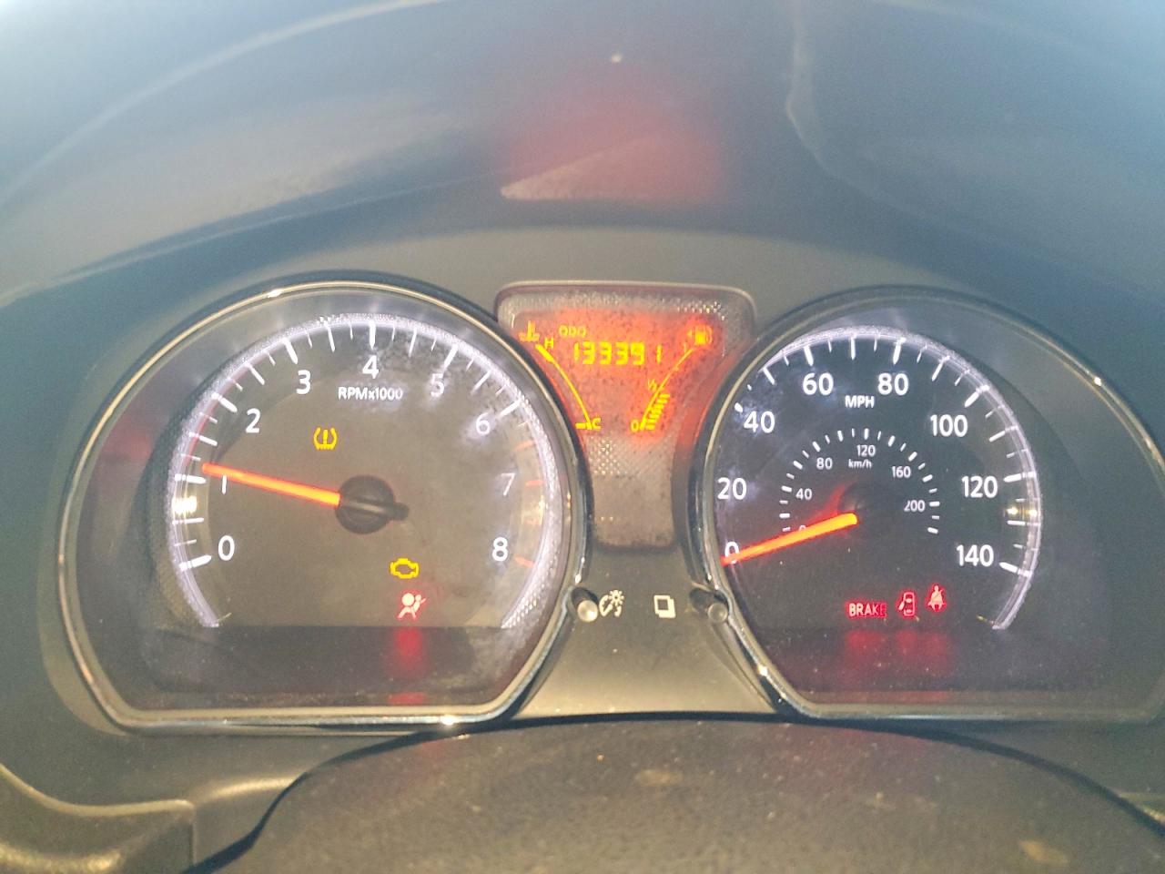2014 Nissan Versa 1.6 Sv Silver vin: 3N1CN7AP4EL834160