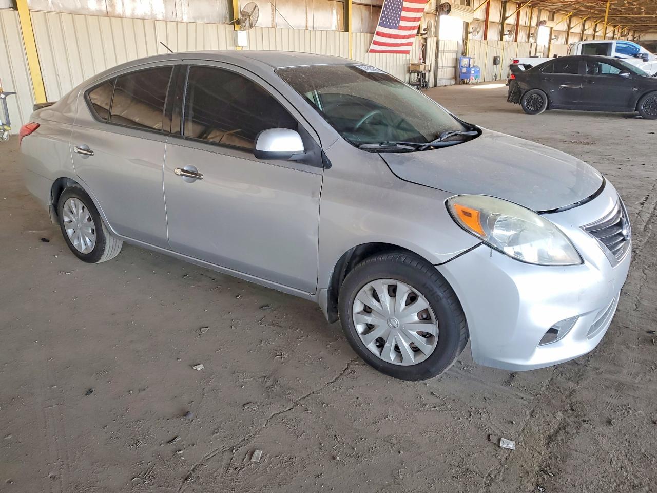 2014 Nissan Versa 1.6 Sv Silver vin: 3N1CN7AP4EL834160