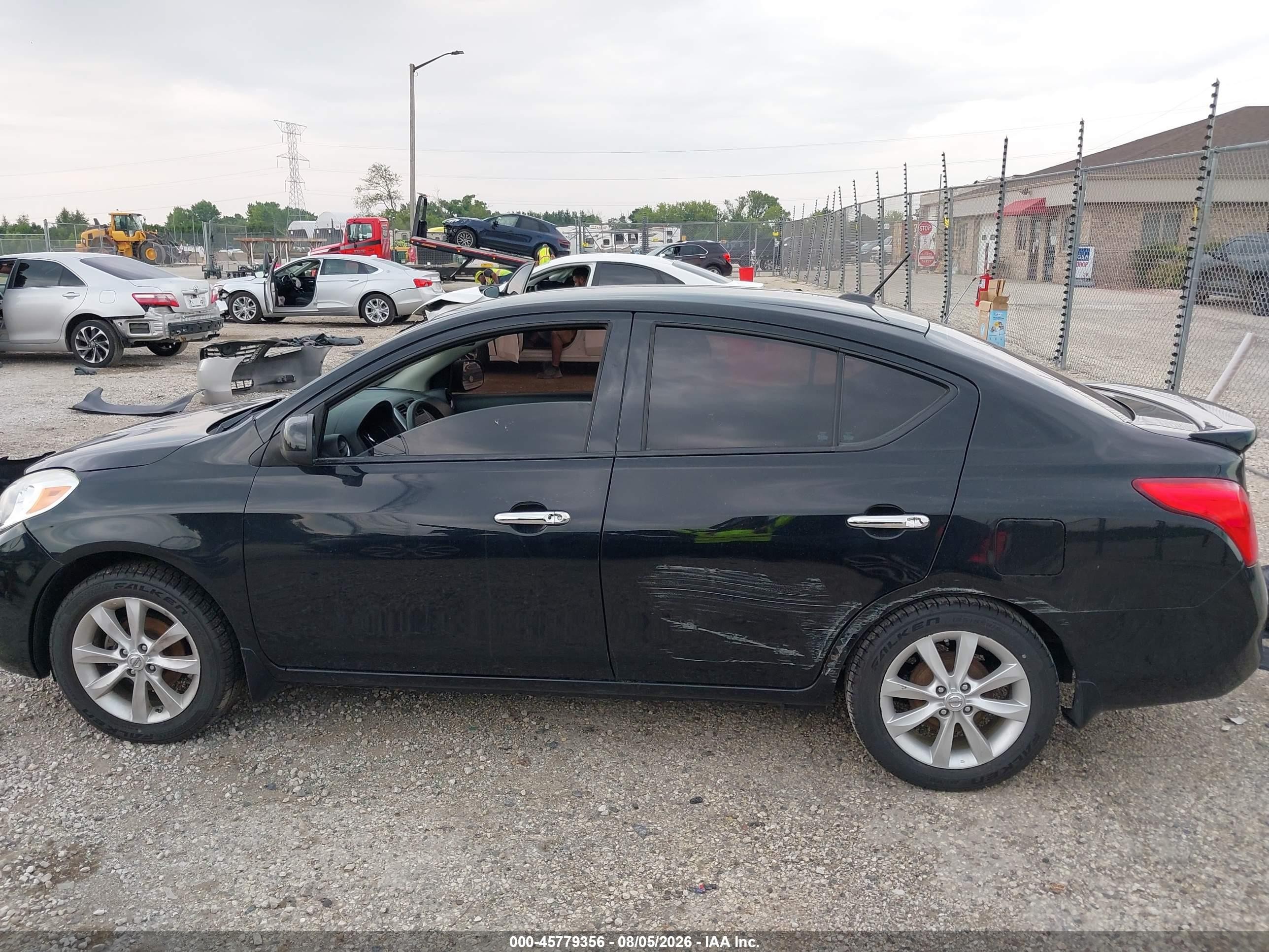 2014 Nissan Versa 1.6 Sl Black vin: 3N1CN7AP4EL851928