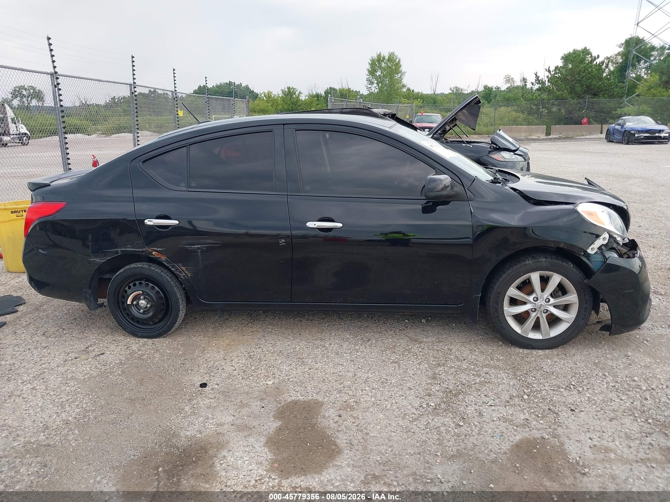 2014 Nissan Versa 1.6 Sl Black vin: 3N1CN7AP4EL851928