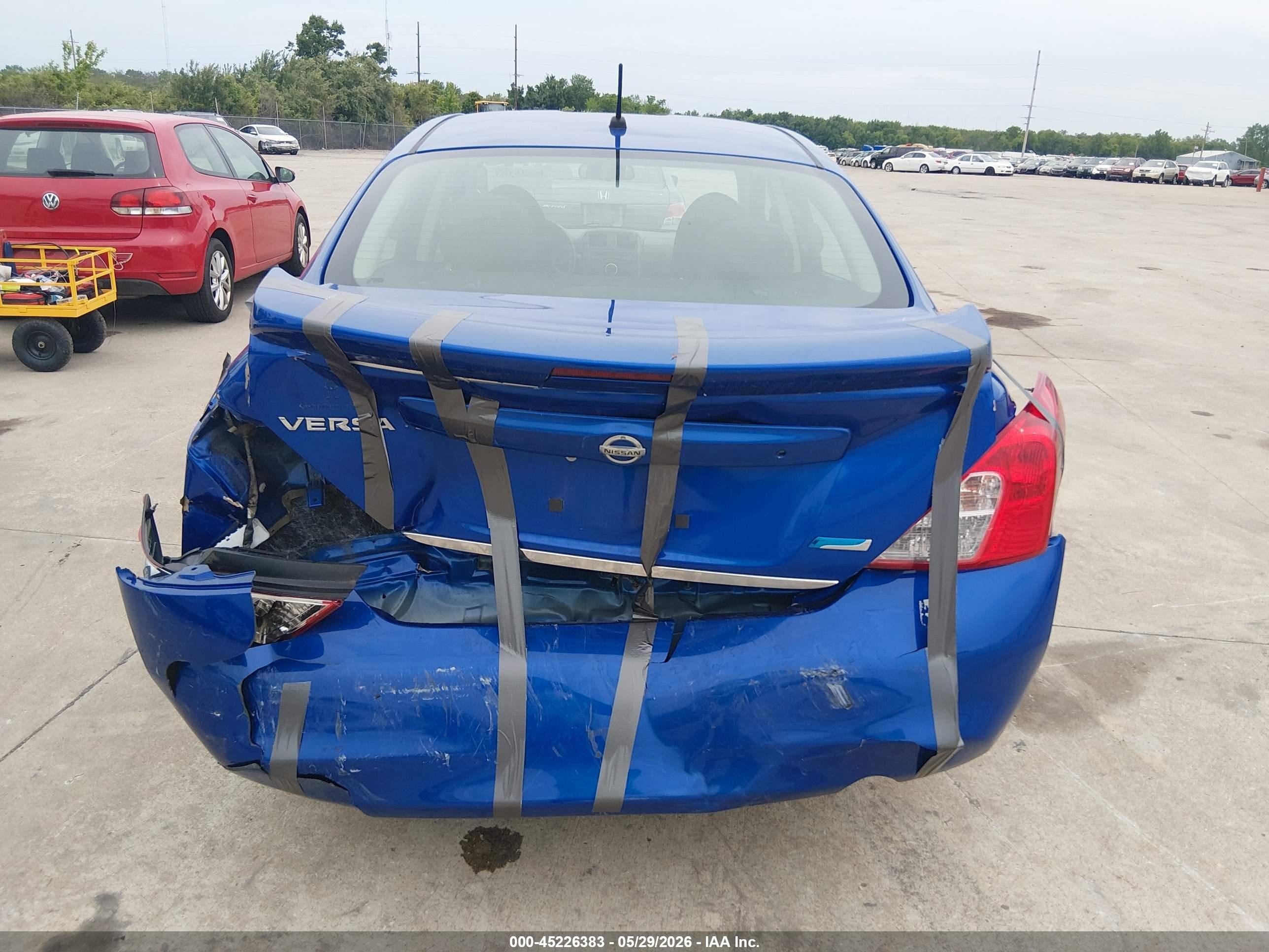 2014 Nissan Versa 1.6 S+ Blue vin: 3N1CN7AP4EL861388