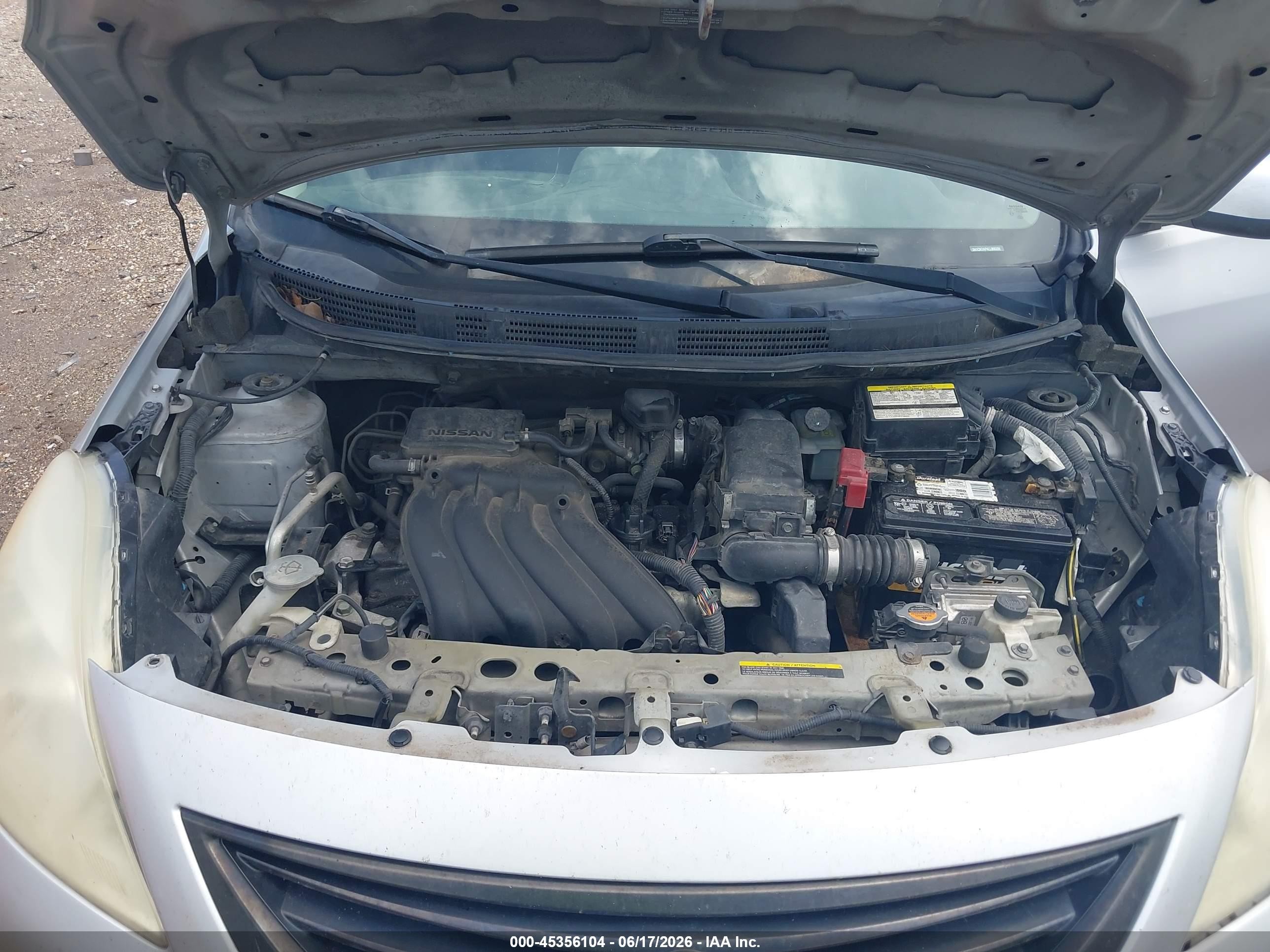 2014 Nissan Versa 1.6 Sv Серебряный vin: 3N1CN7AP4EL868356
