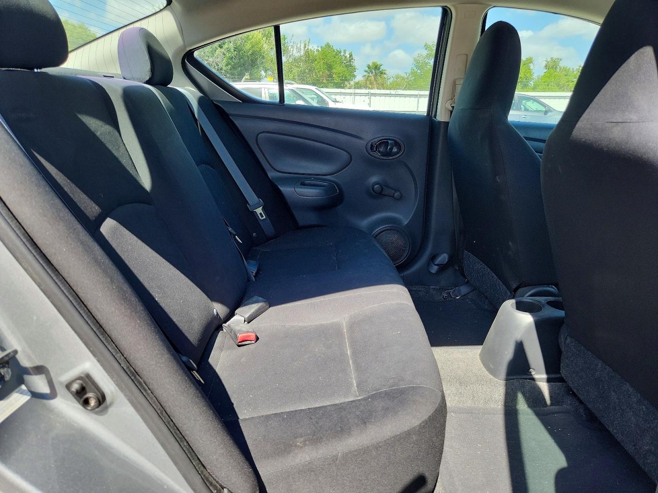 2014 Nissan Versa 1.6 S Gray vin: 3N1CN7AP4EL869748
