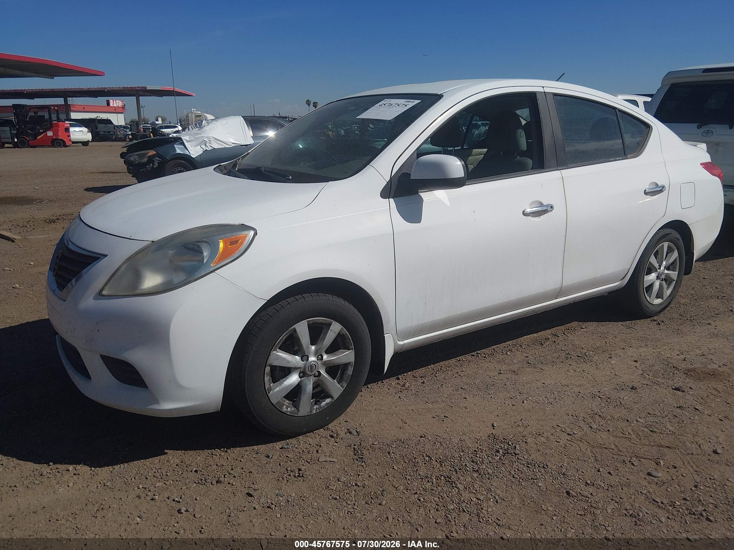 2014 Nissan Versa 1.6 Sv White vin: 3N1CN7AP4EL876652