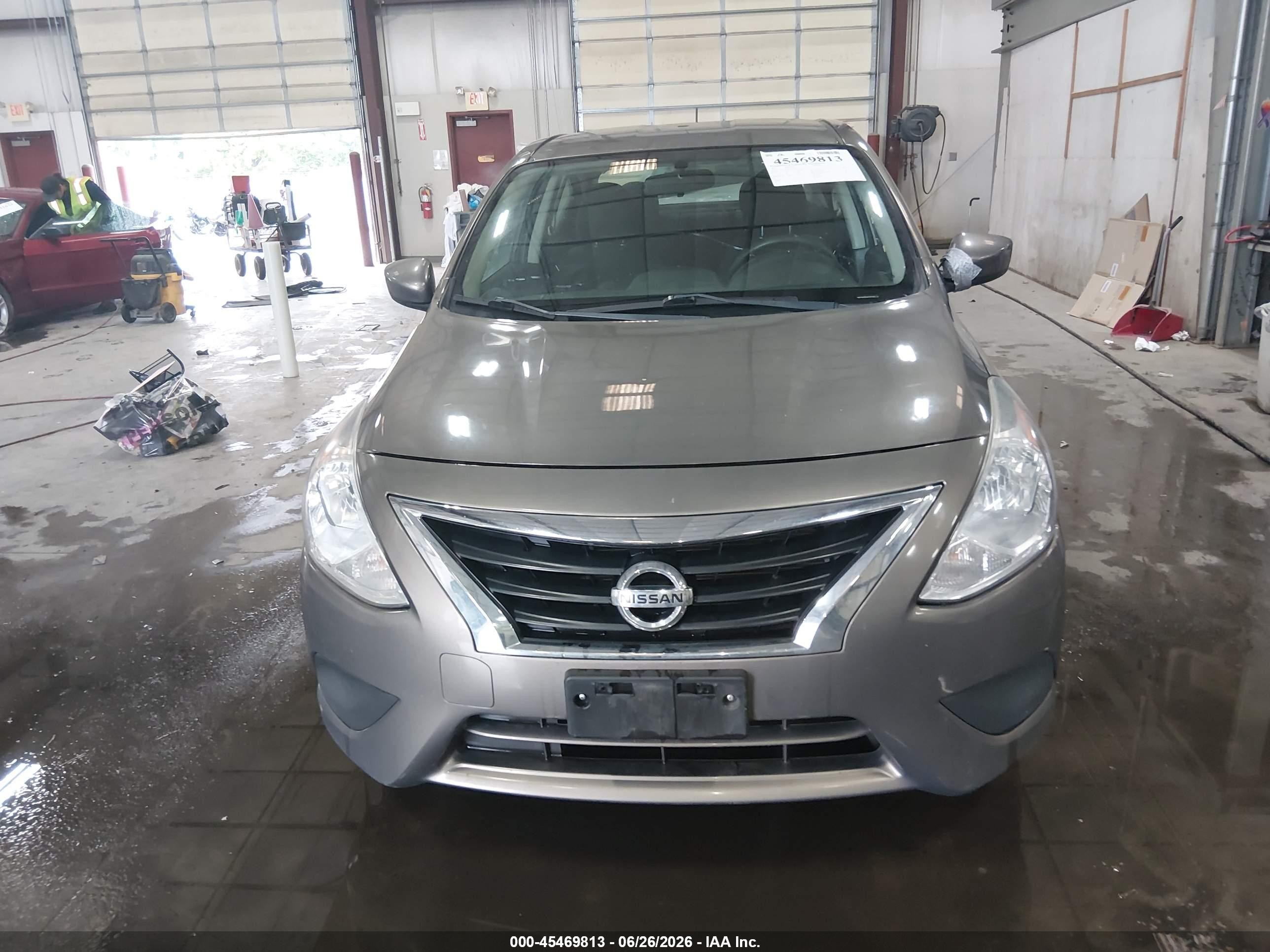 2015 Nissan Versa 1.6 Sv Gray vin: 3N1CN7AP4FL831261