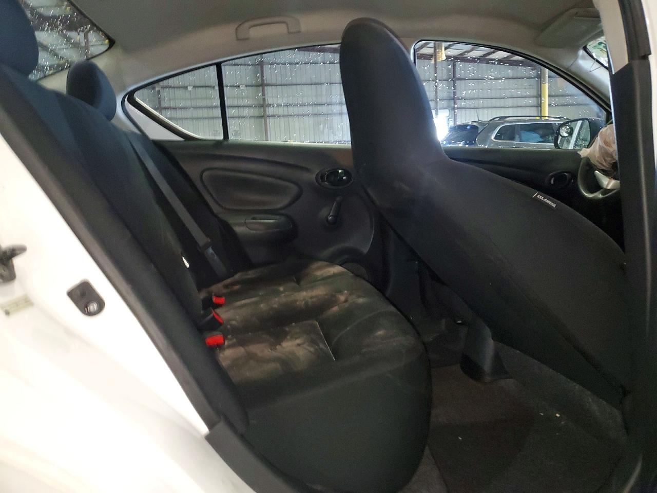 2015 Nissan Versa 1.6 S White vin: 3N1CN7AP4FL835682