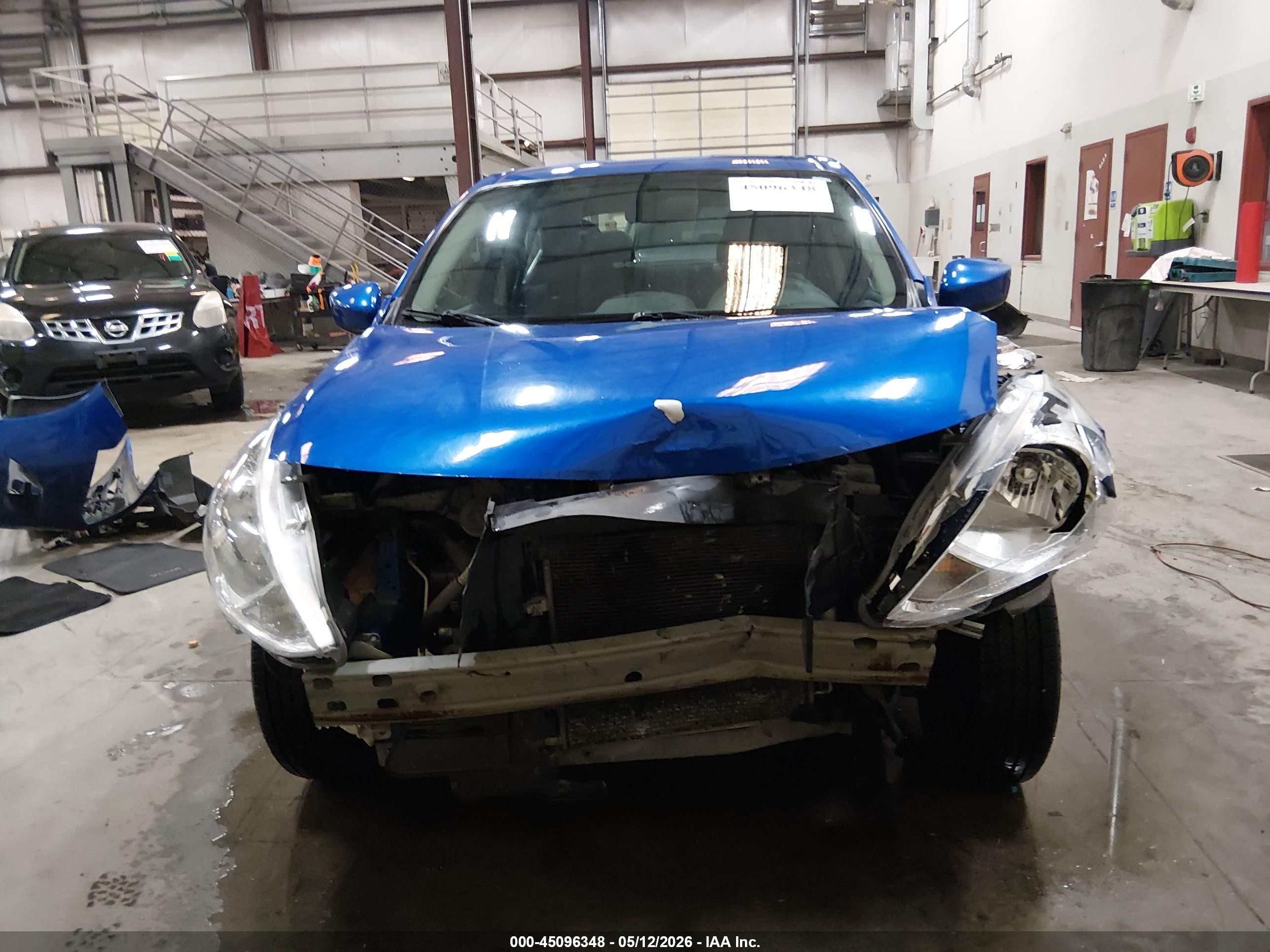 2015 Nissan Versa 1.6 Sv Синий vin: 3N1CN7AP4FL847590
