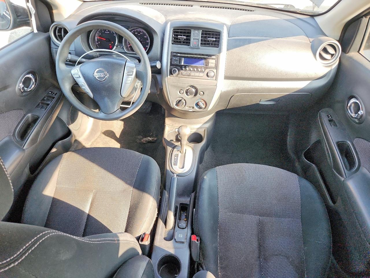 2015 Nissan Versa 1.6 Sv Черный vin: 3N1CN7AP4FL851560