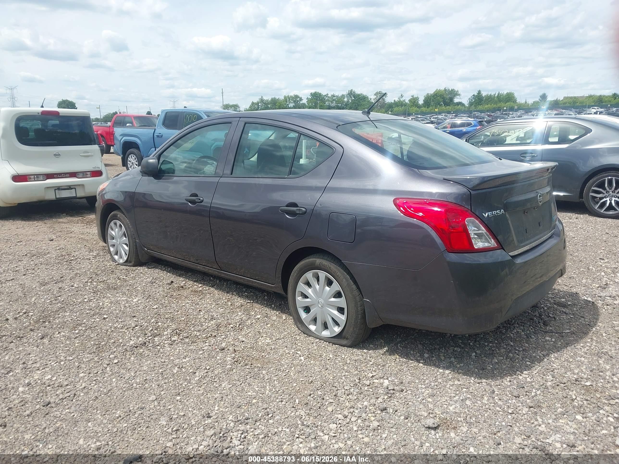 2015 Nissan Versa 1.6 S+ Gray vin: 3N1CN7AP4FL854877