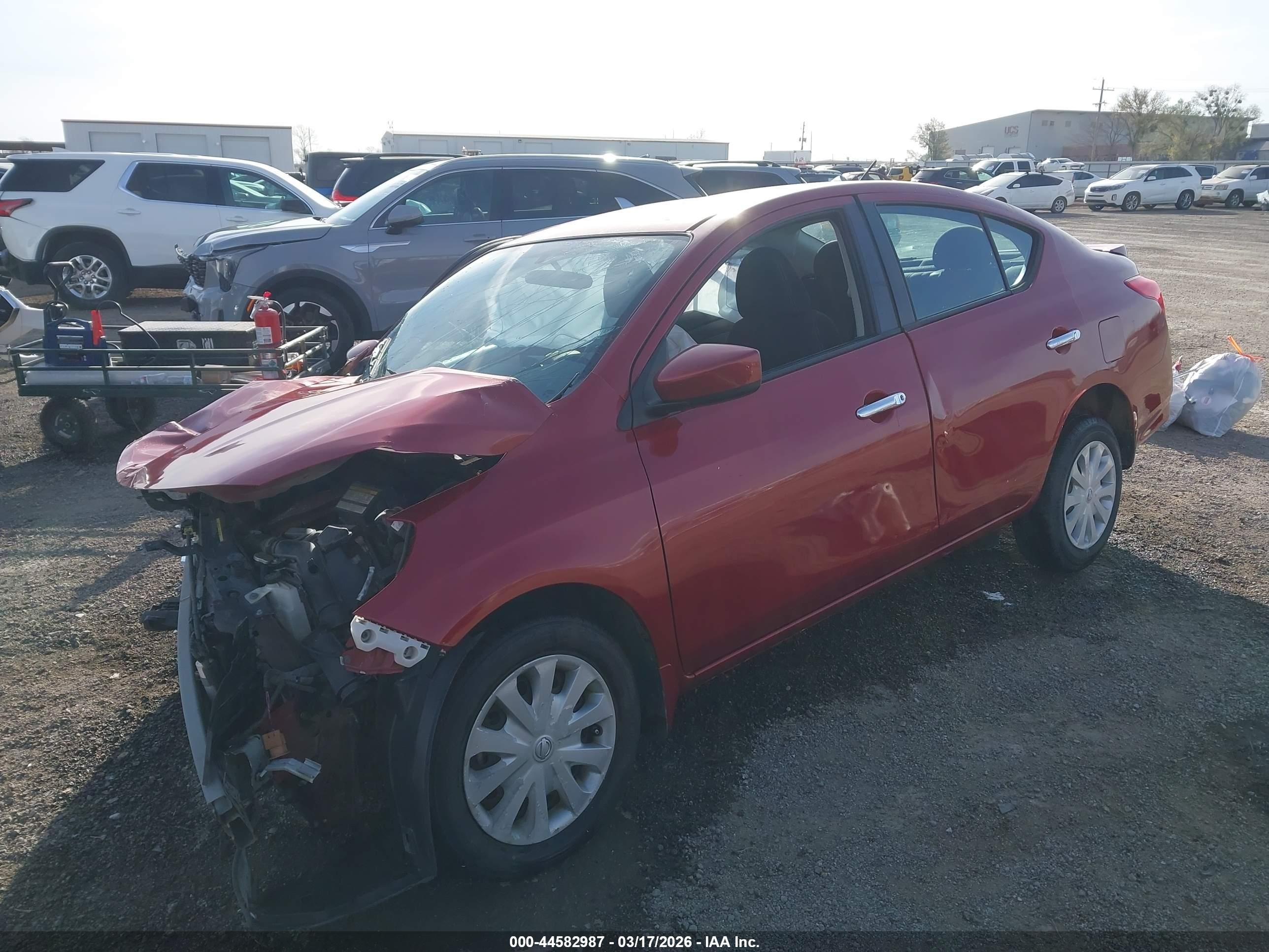2015 Nissan Versa 1.6 Sv Red vin: 3N1CN7AP4FL859707