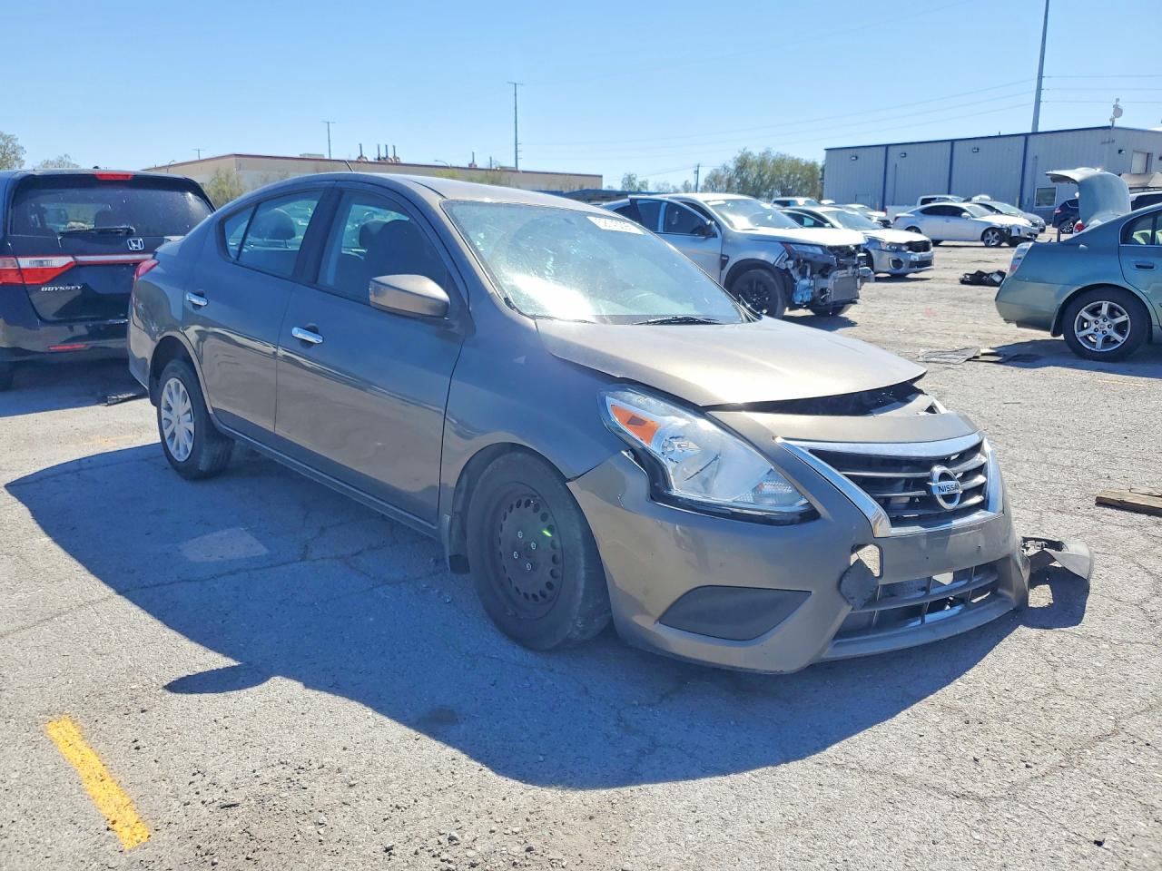 2015 Nissan Versa 1.6 Sv Gray vin: 3N1CN7AP4FL861473