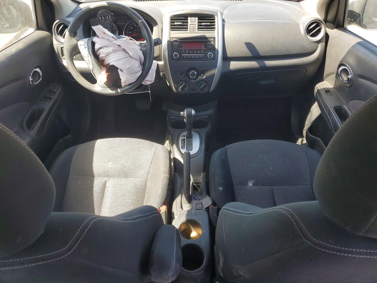 2015 Nissan Versa 1.6 Sv Gray vin: 3N1CN7AP4FL861473