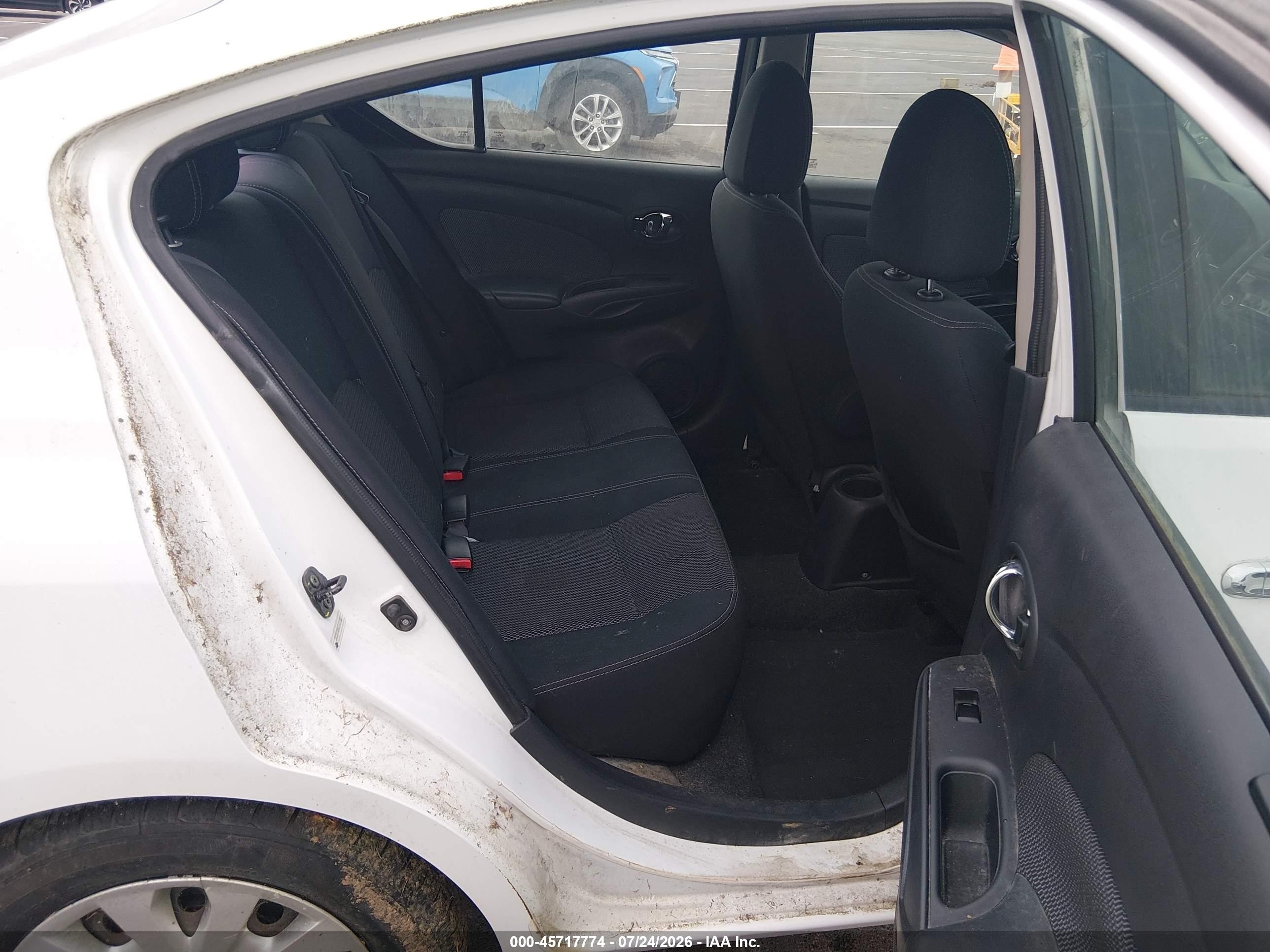 2015 Nissan Versa 1.6 Sv White vin: 3N1CN7AP4FL901664