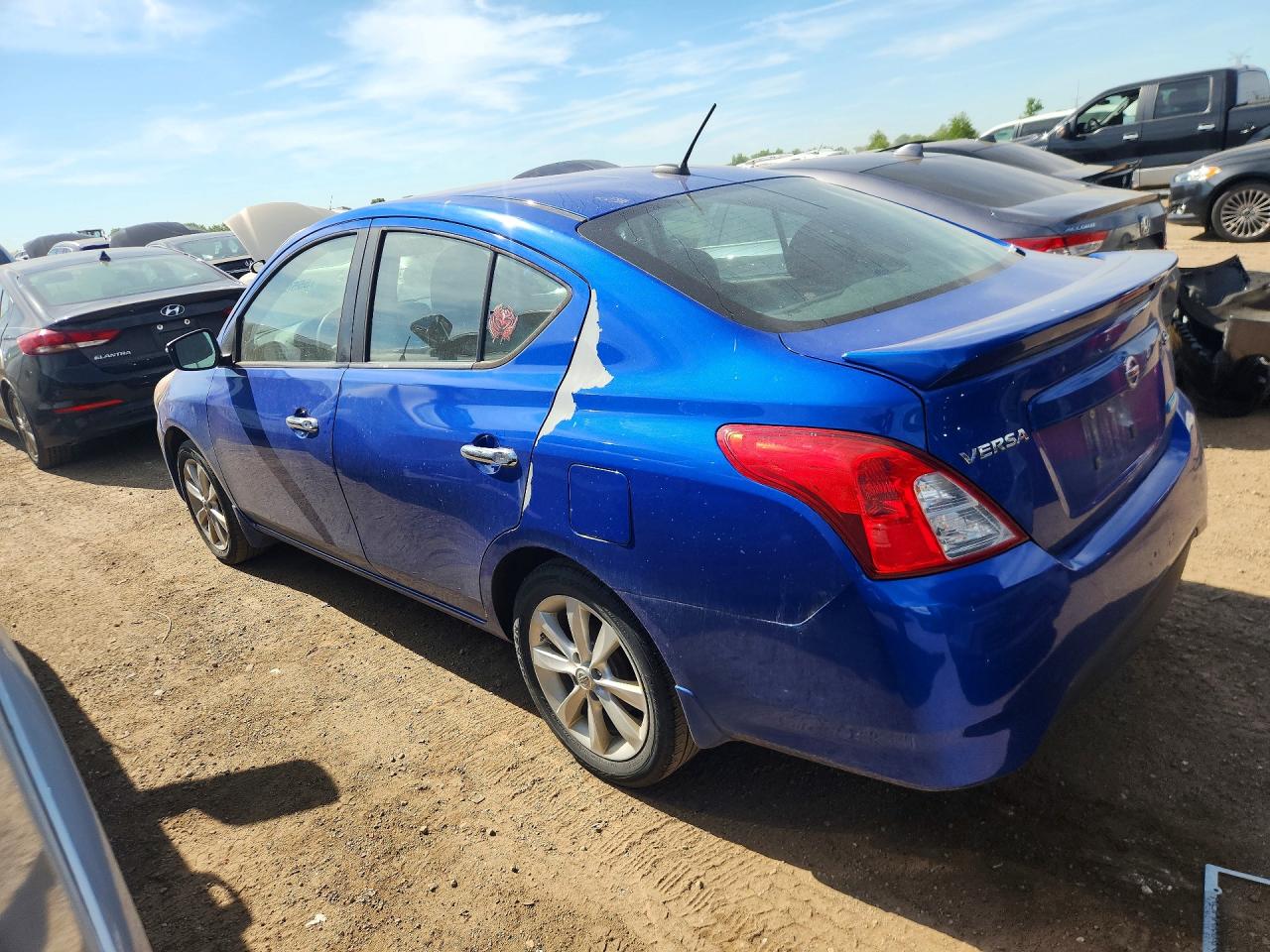 2015 Nissan Versa 1.6 Sl Blue vin: 3N1CN7AP4FL908906