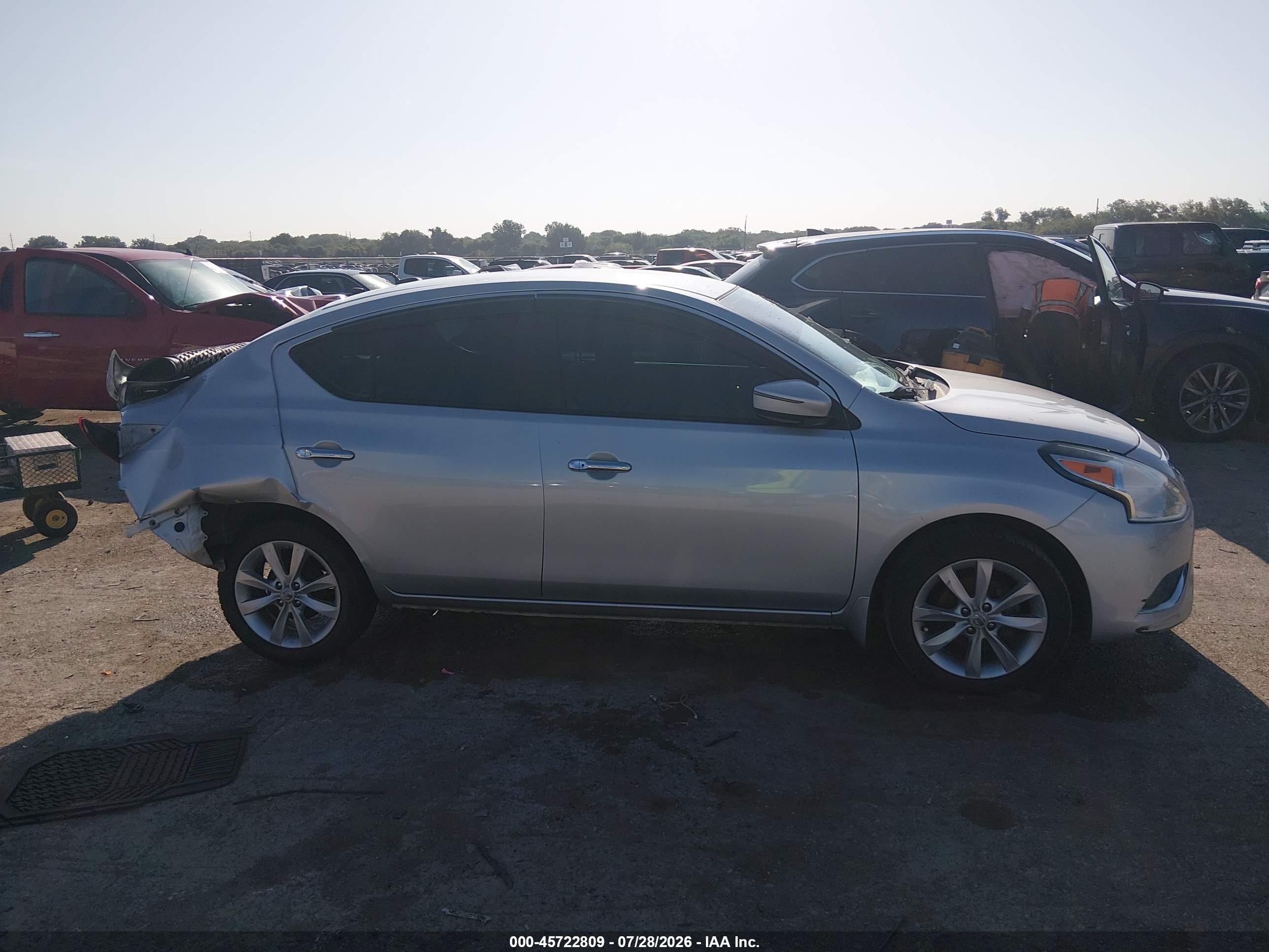 2015 Nissan Versa 1.6 Sl Gray vin: 3N1CN7AP4FL912471