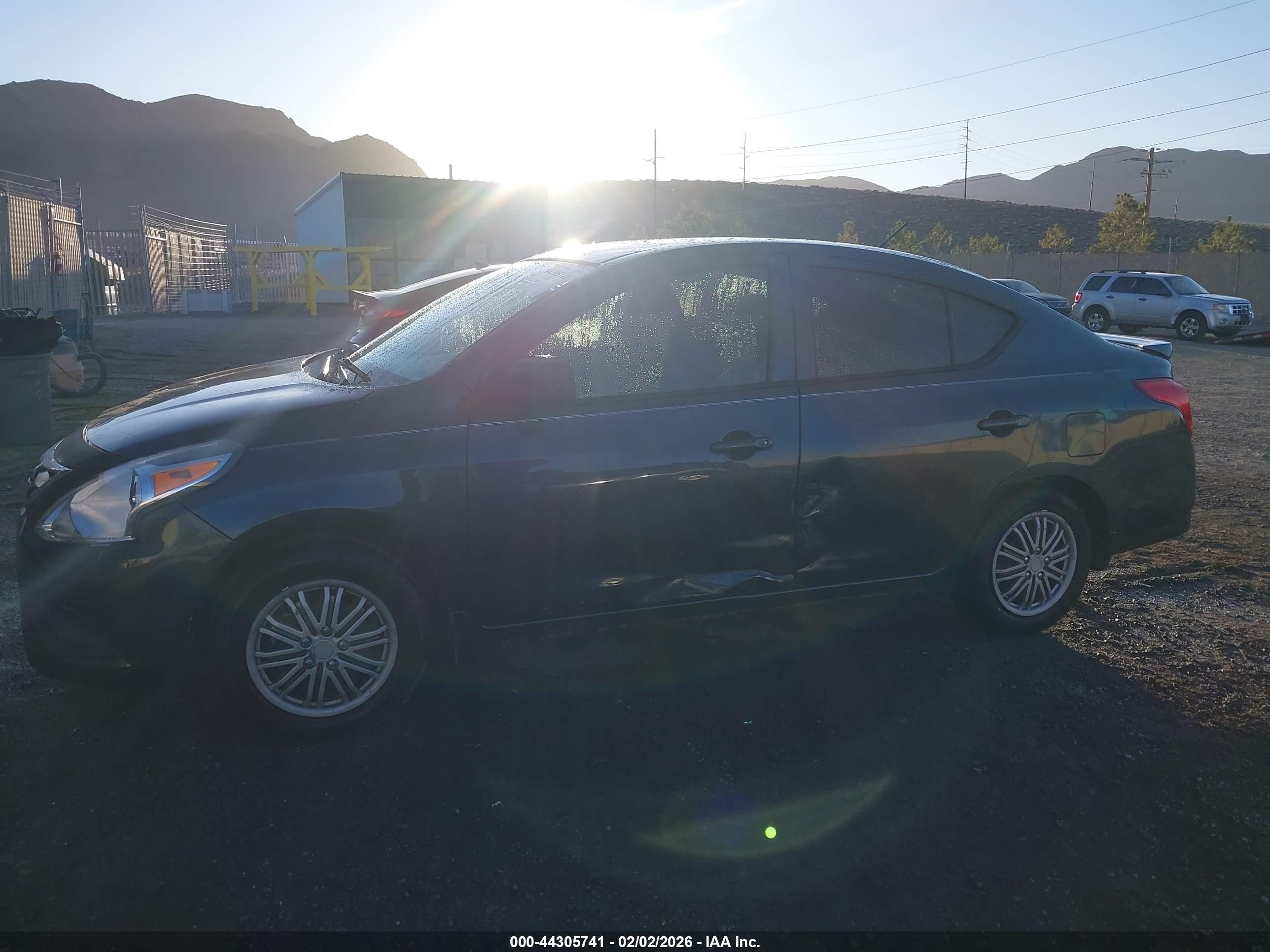 2015 Nissan Versa 1.6 S+ Blue vin: 3N1CN7AP4FL914382