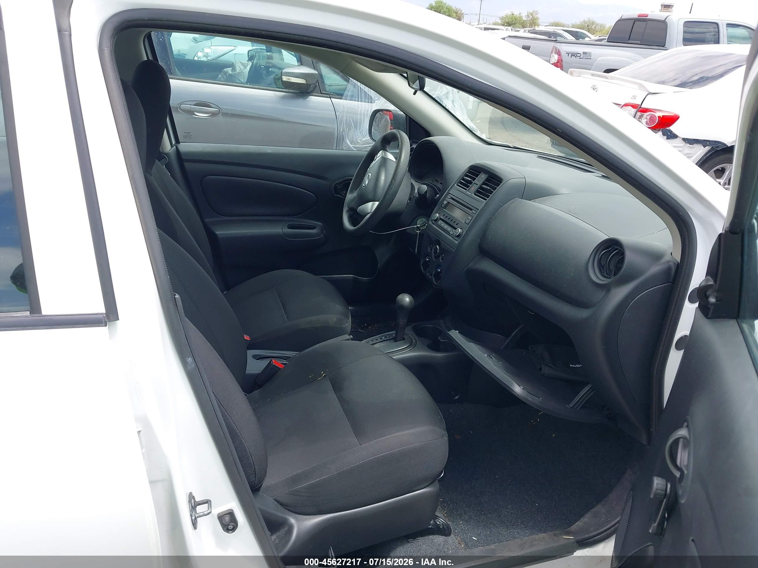 2015 Nissan Versa 1.6 S White vin: 3N1CN7AP4FL919159