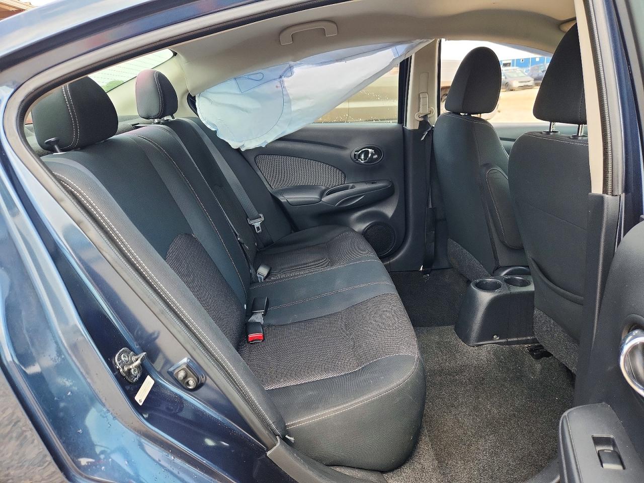 2015 Nissan Versa 1.6 Sv Синий vin: 3N1CN7AP4FL922420