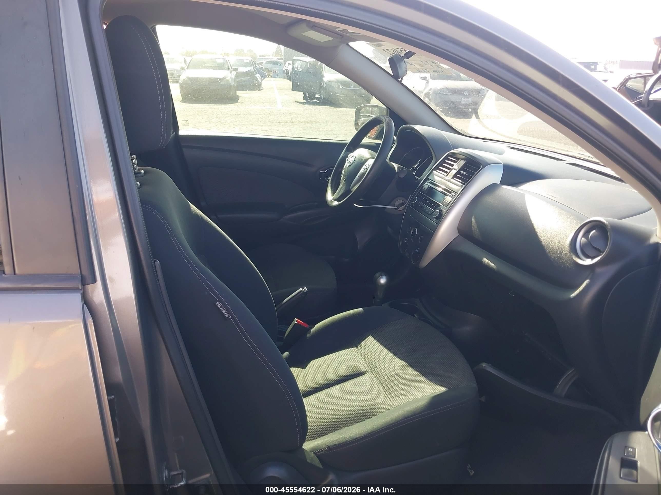 2015 Nissan Versa 1.6 Sv Gray vin: 3N1CN7AP4FL932753