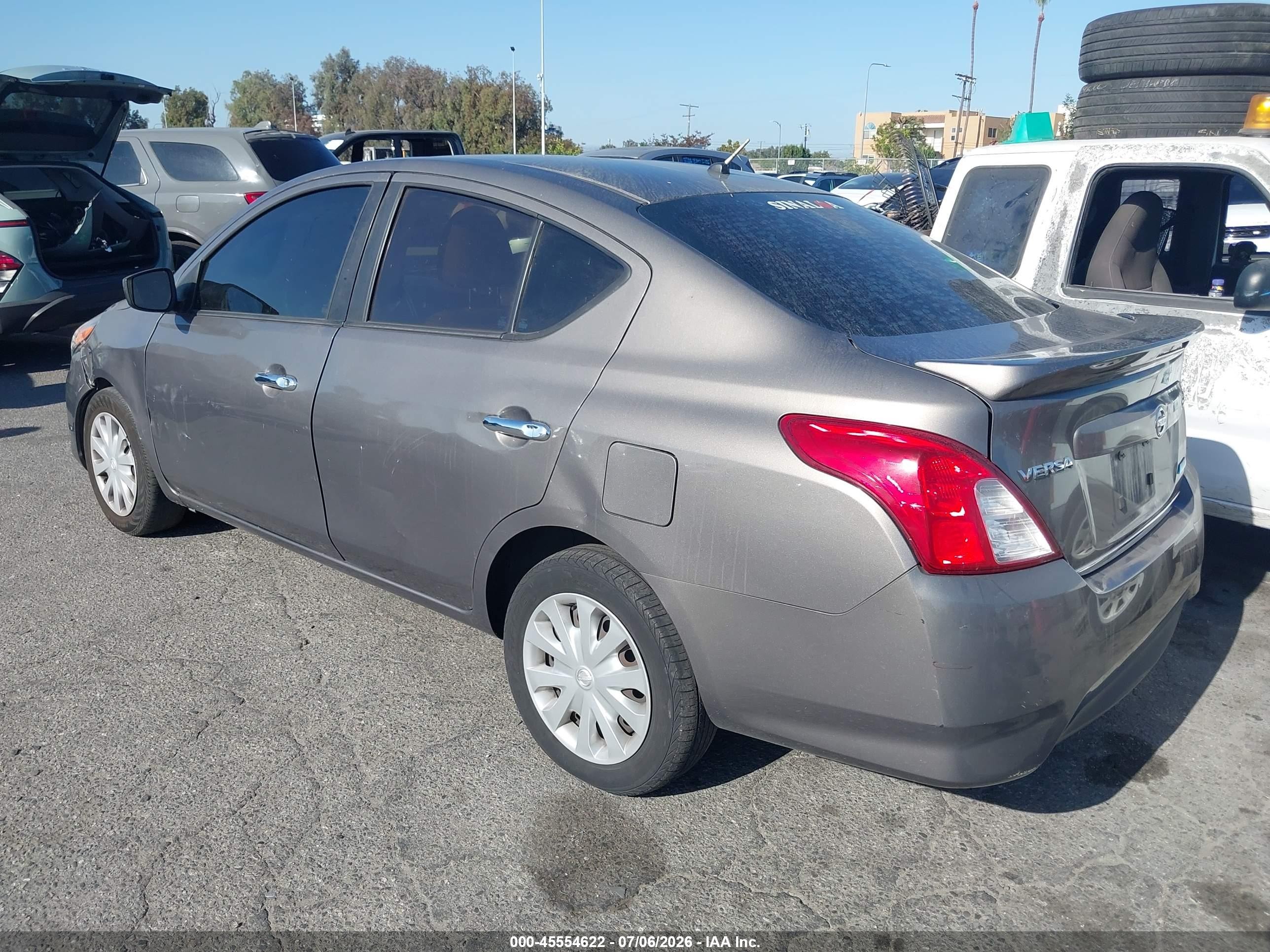 2015 Nissan Versa 1.6 Sv Gray vin: 3N1CN7AP4FL932753