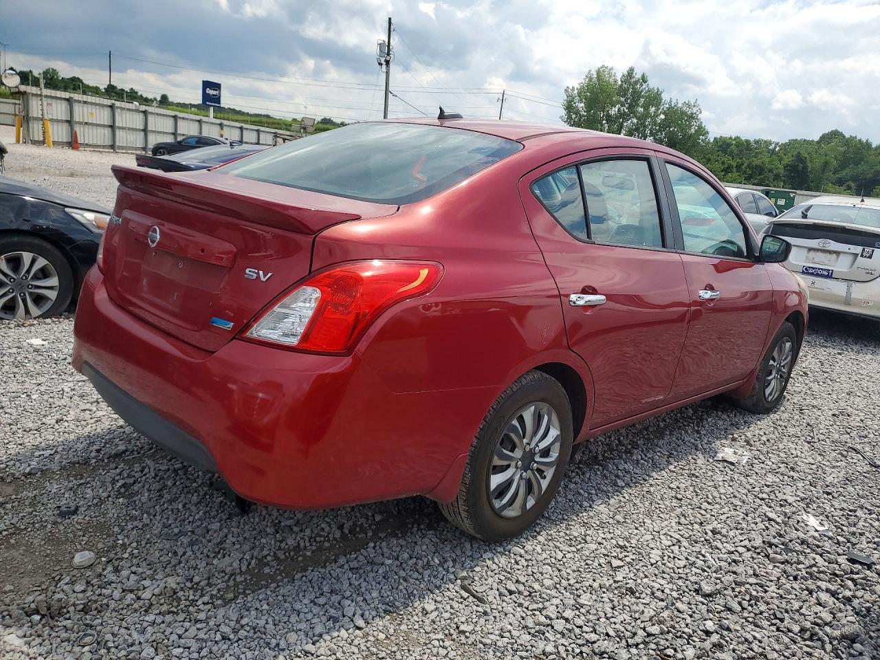 2015 Nissan Versa 1.6 Sv Красный vin: 3N1CN7AP4FL935054