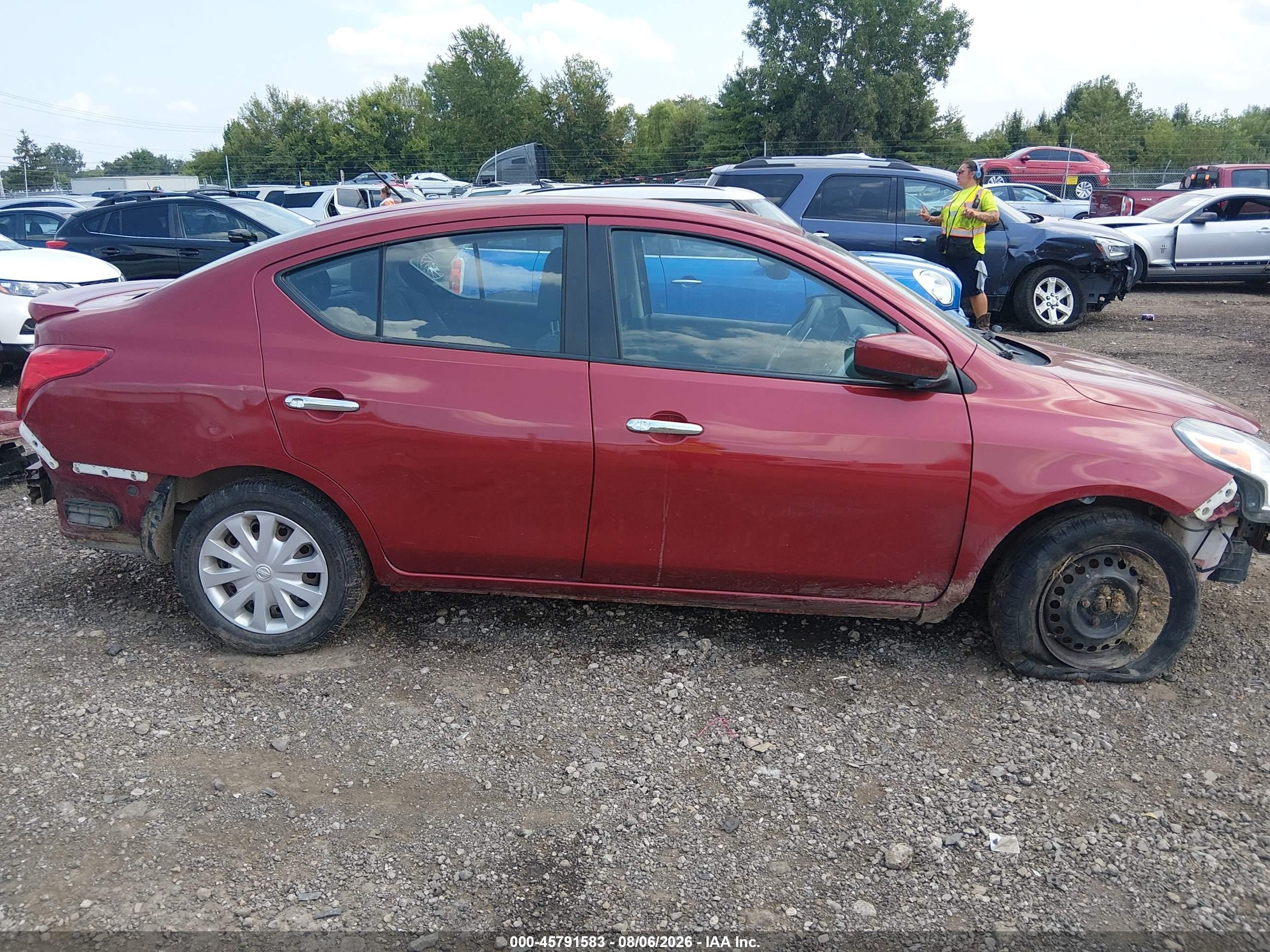 2016 Nissan Versa 1.6 S/1.6 S+/1.6 Sl/1.6 Sv Maroon vin: 3N1CN7AP4GL816776