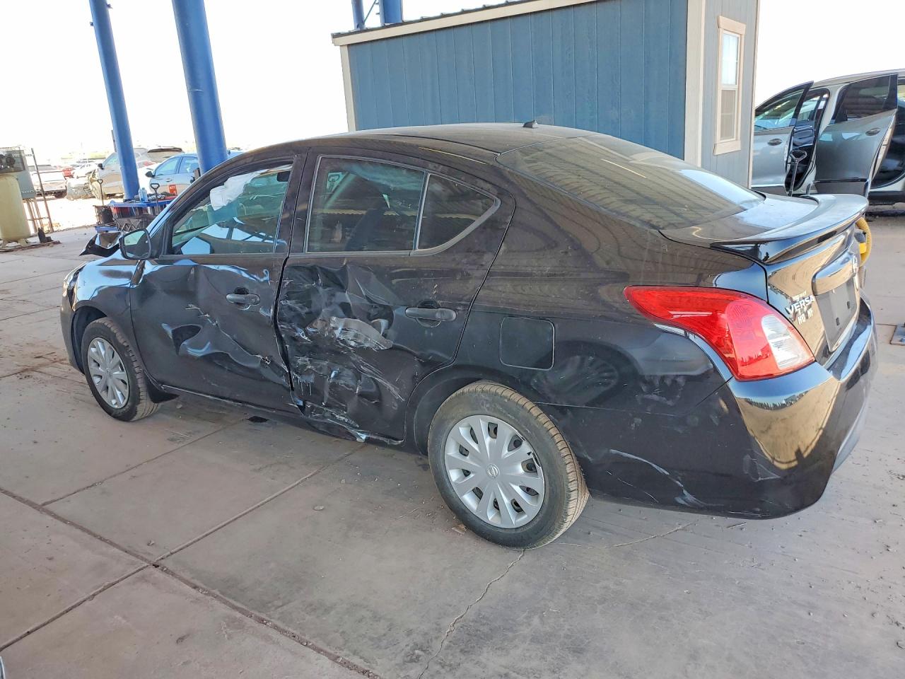 2016 Nissan Versa 1.6 S Plus Black vin: 3N1CN7AP4GL908812